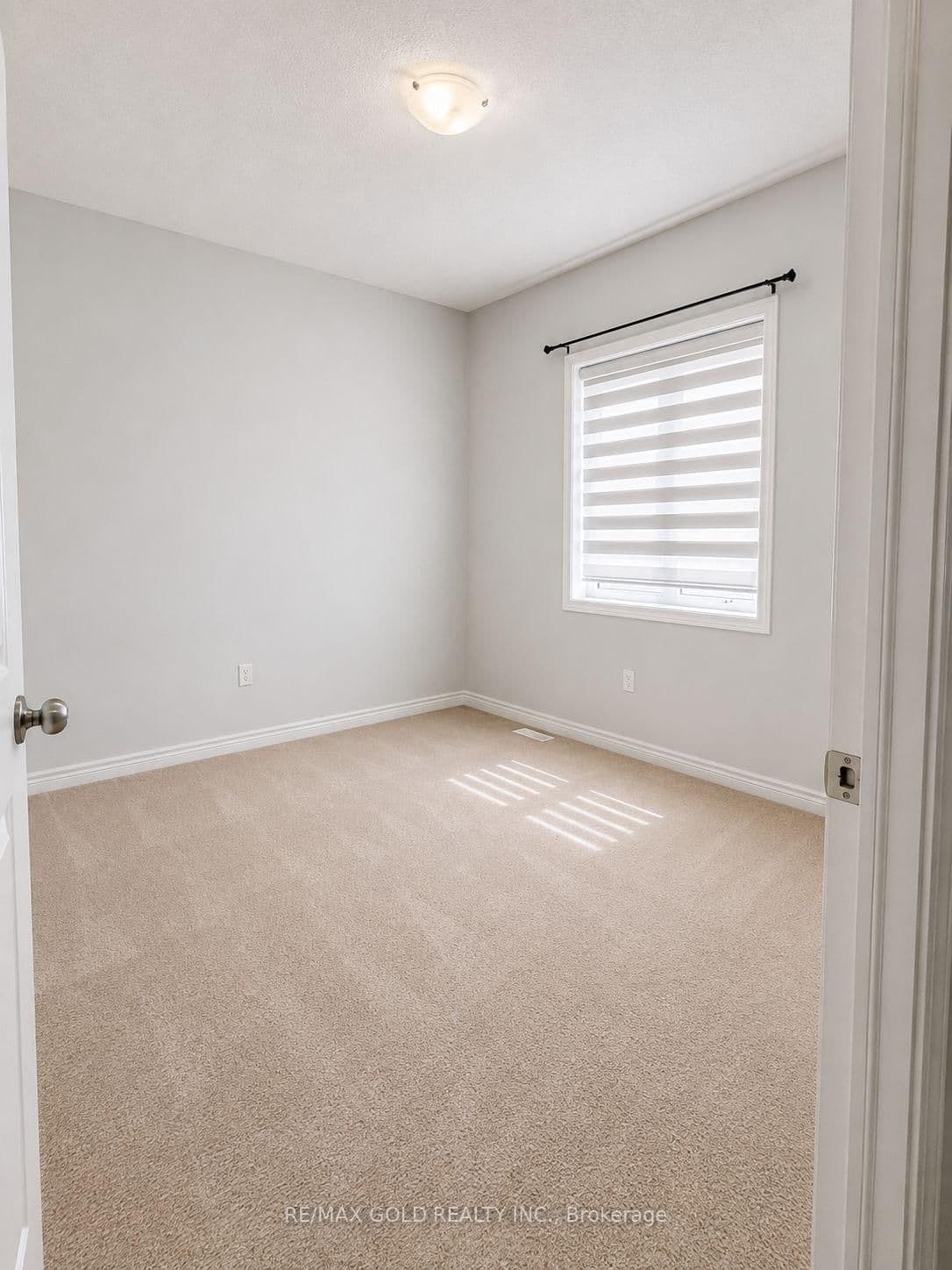 9 Goderich Drive thumbnail 33