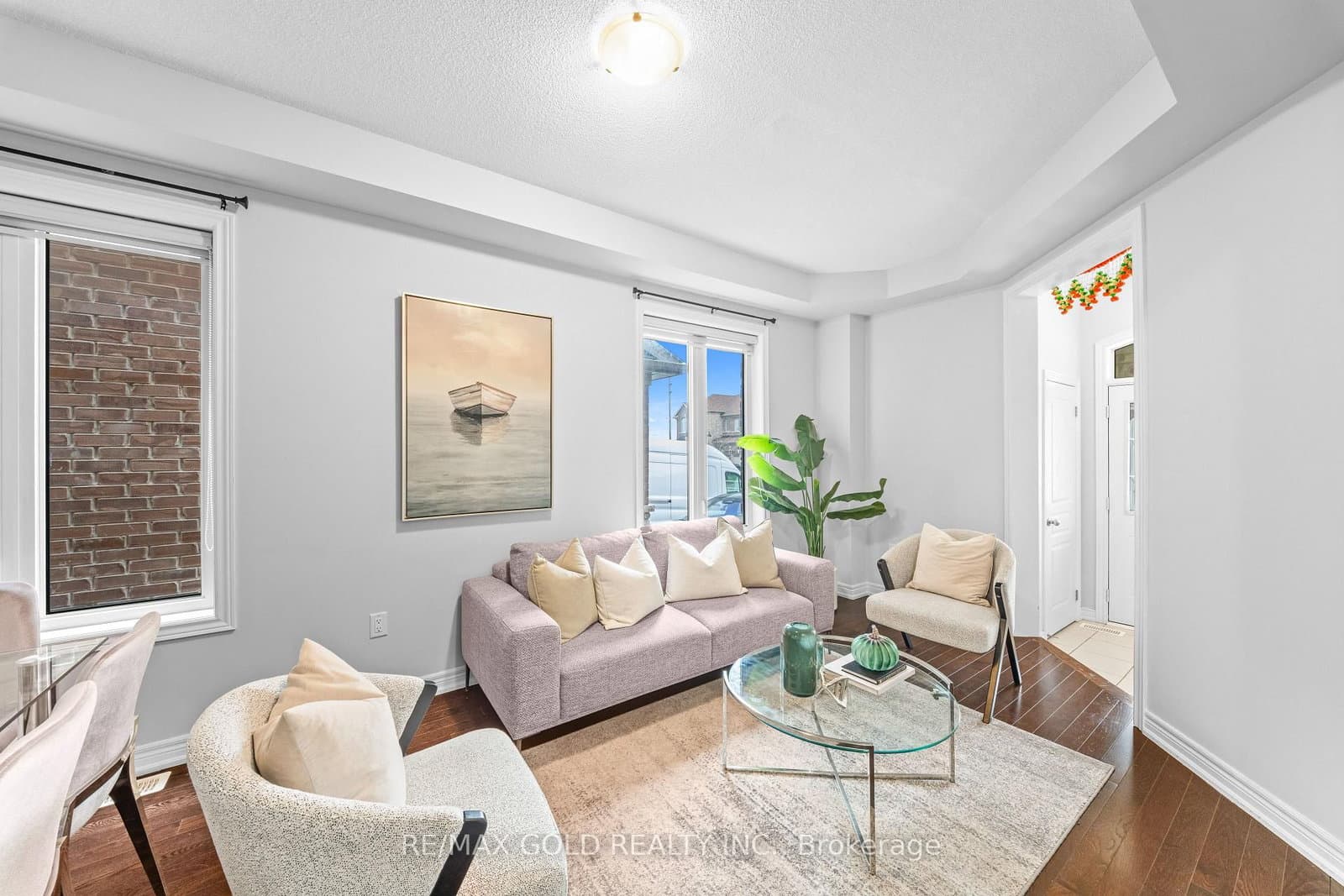 9 Goderich Drive thumbnail 8