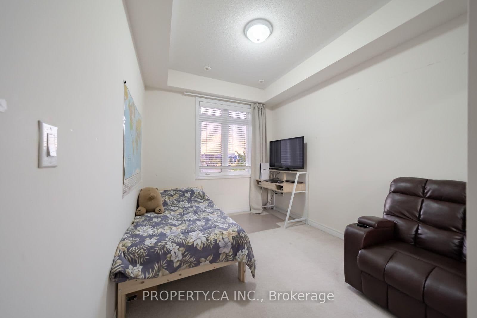 383 Prince Of Wales Drive, Unit 112 thumbnail 24