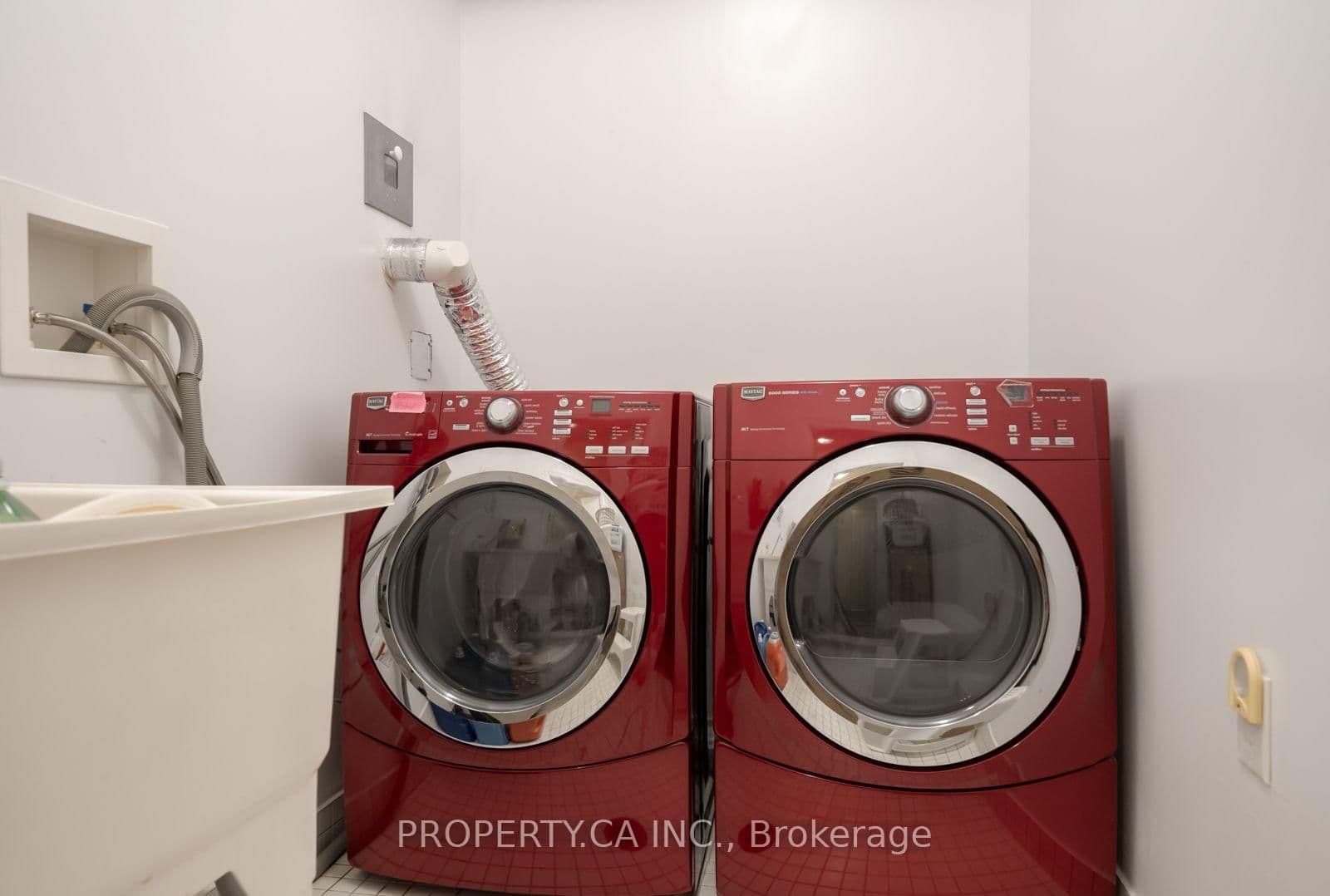 383 Prince Of Wales Drive, Unit 112 thumbnail 29