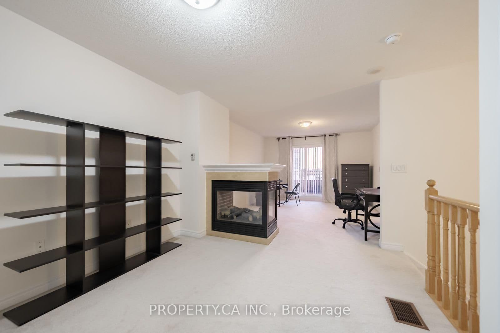 383 Prince Of Wales Drive, Unit 112 thumbnail 31