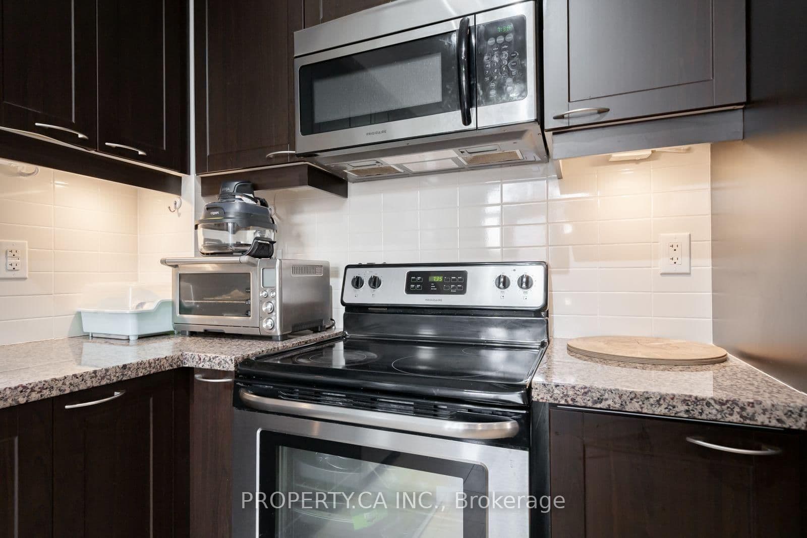 383 Prince Of Wales Drive, Unit 112 thumbnail 5