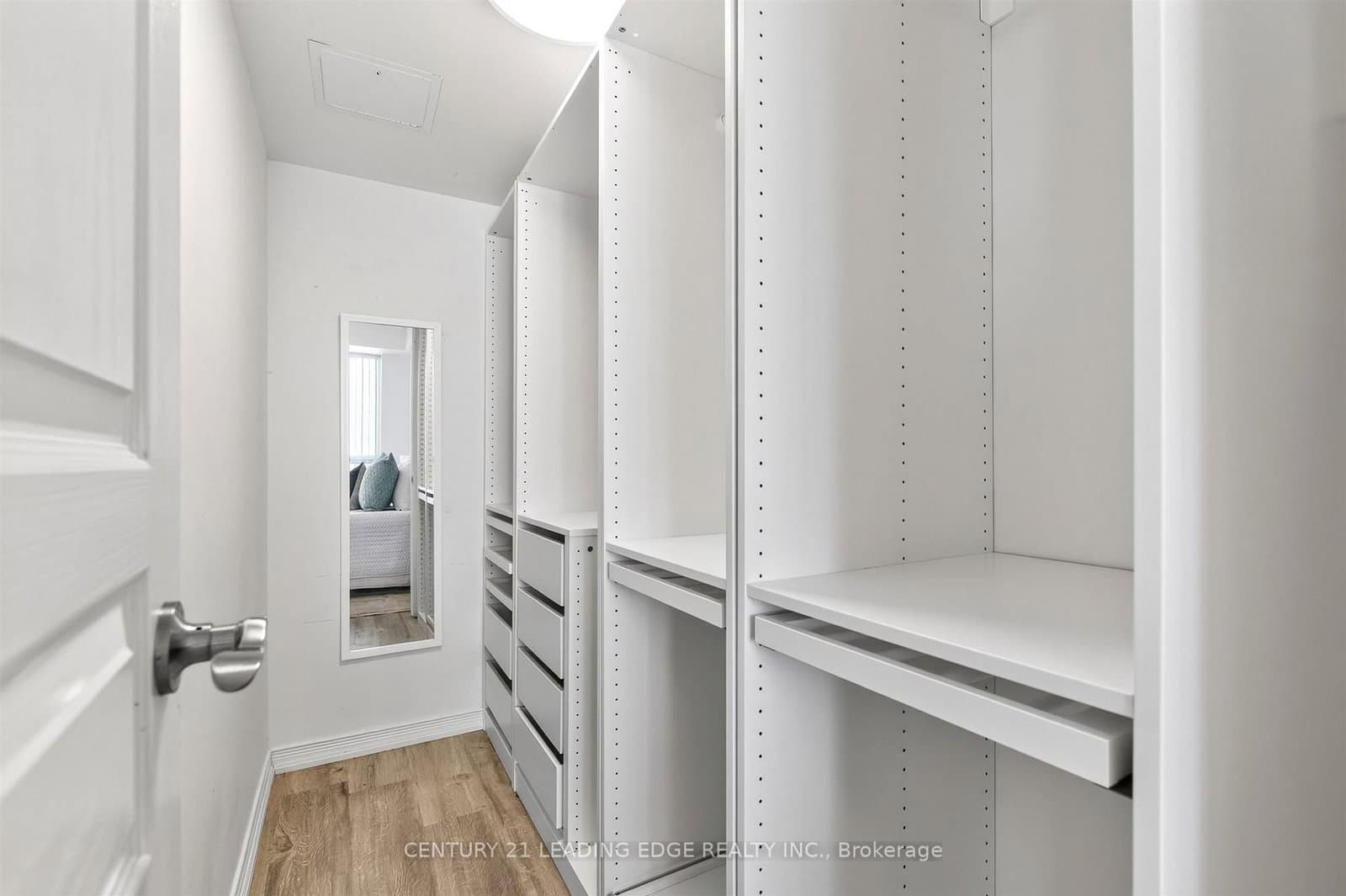 2585 Erin Centre Boulevard, Unit 403 thumbnail 15