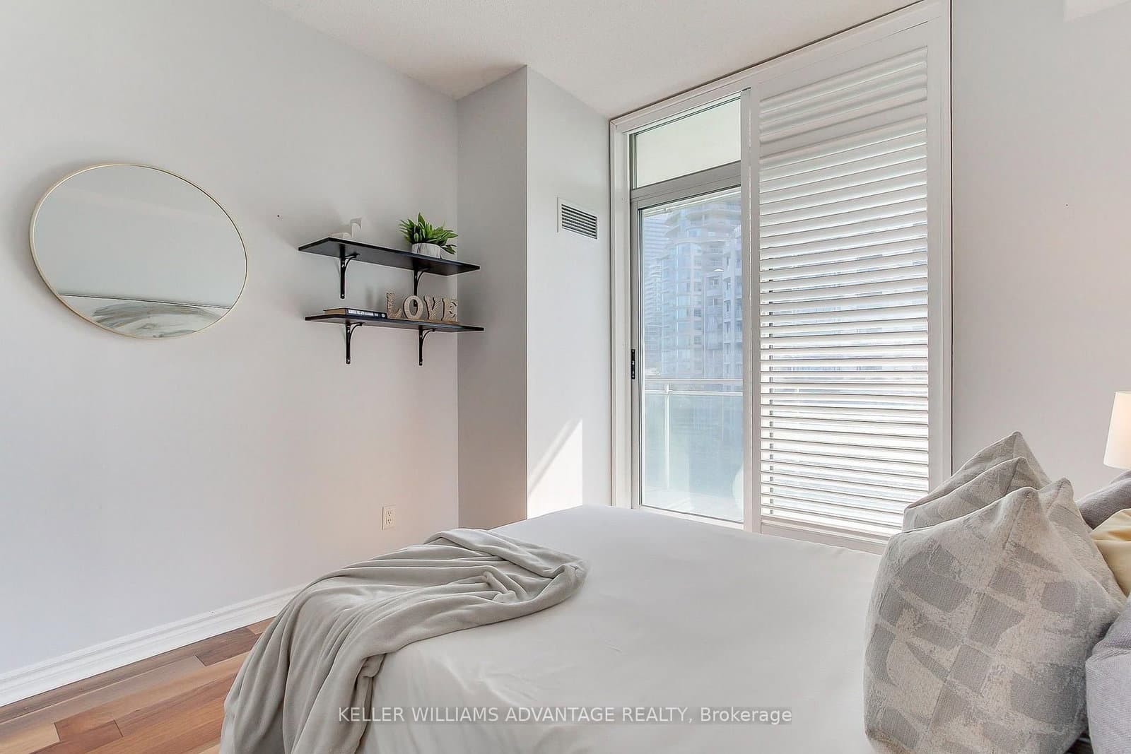 5 Marine Parade Drive, Unit 507 thumbnail 15