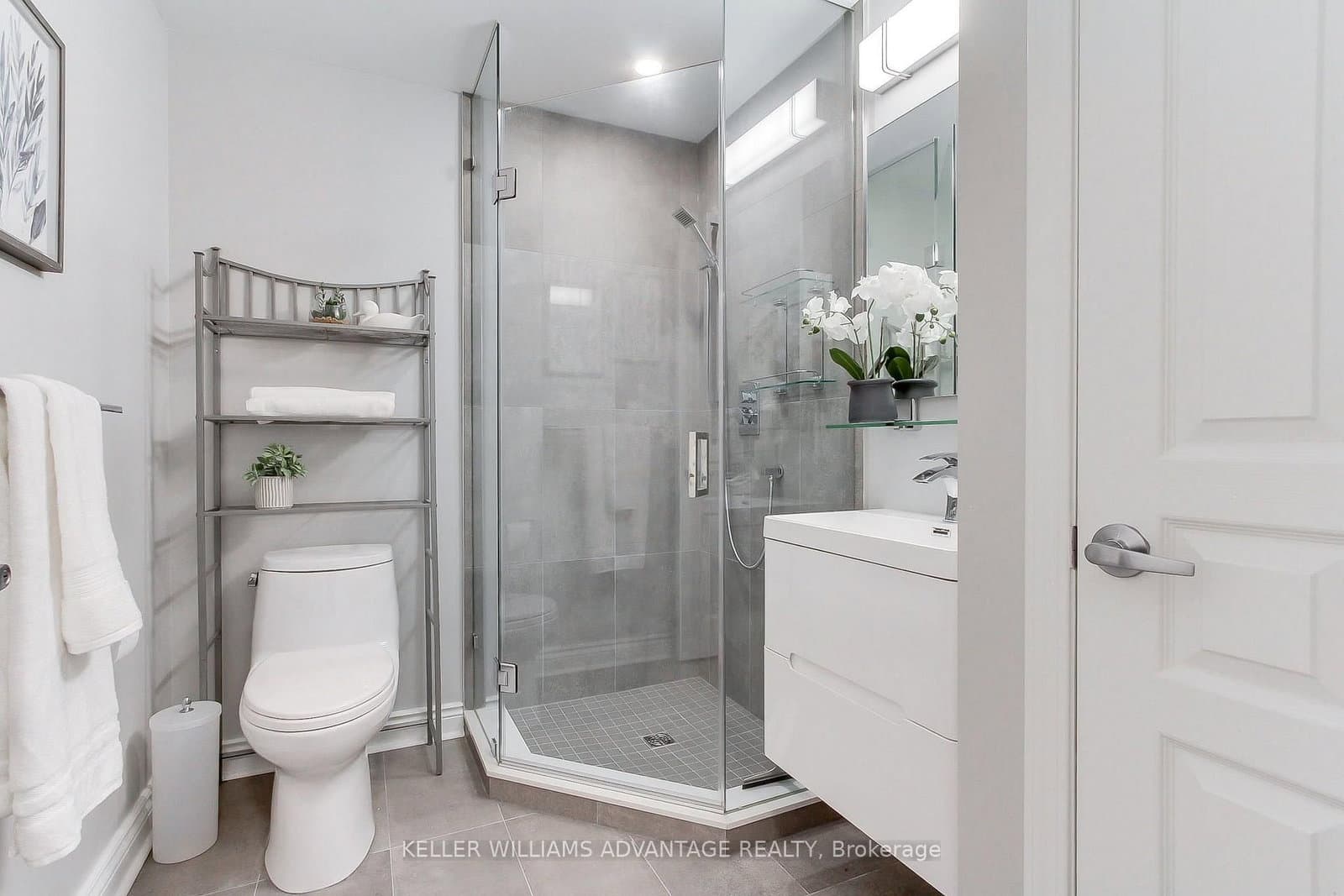 5 Marine Parade Drive, Unit 507 thumbnail 17