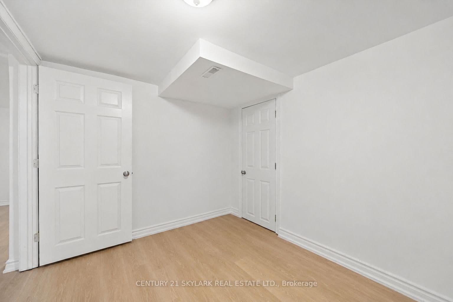 18 Jodphur Avenue, Unit Basement thumbnail 7