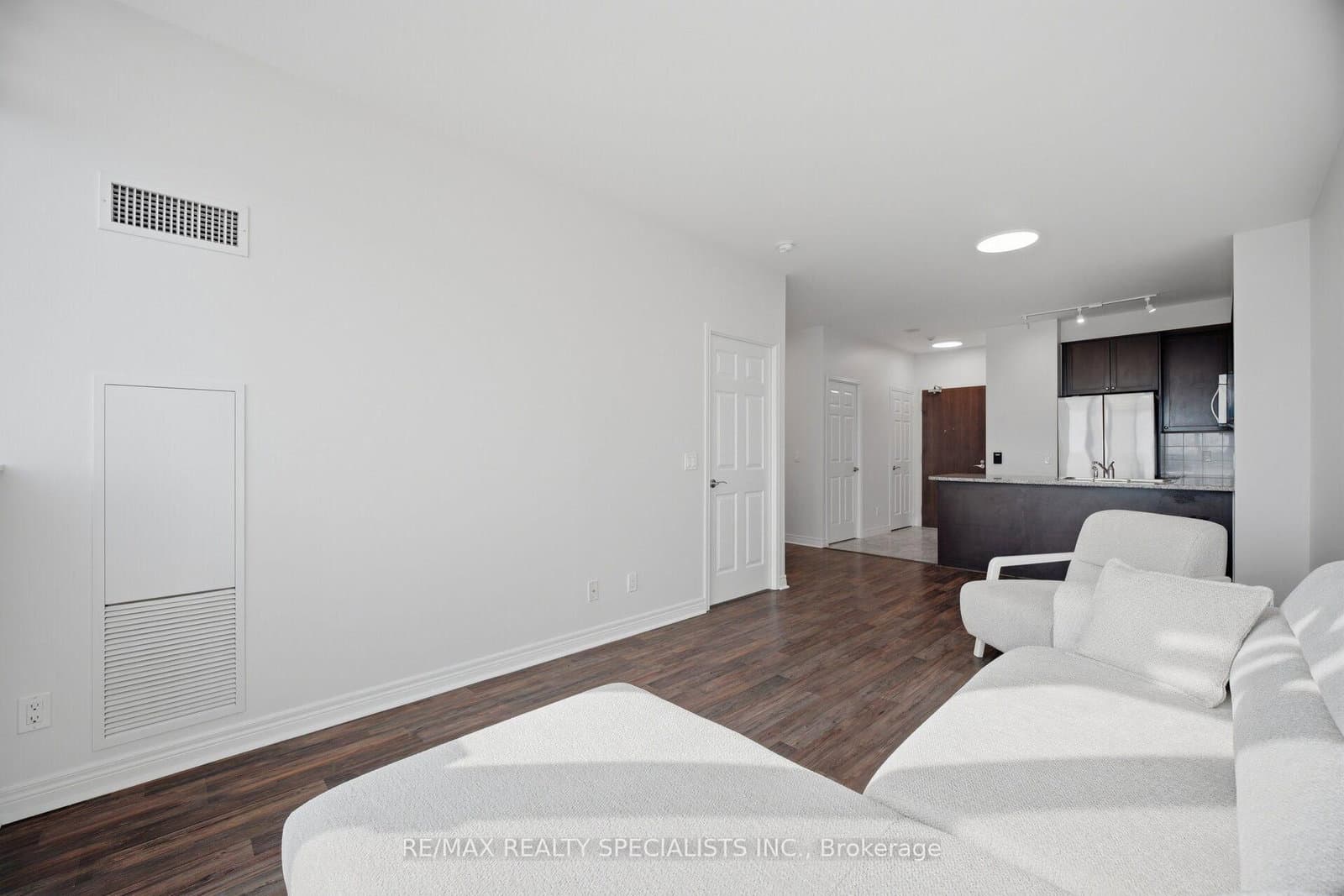 339 Rathburn Road W, Unit PH07 thumbnail 18