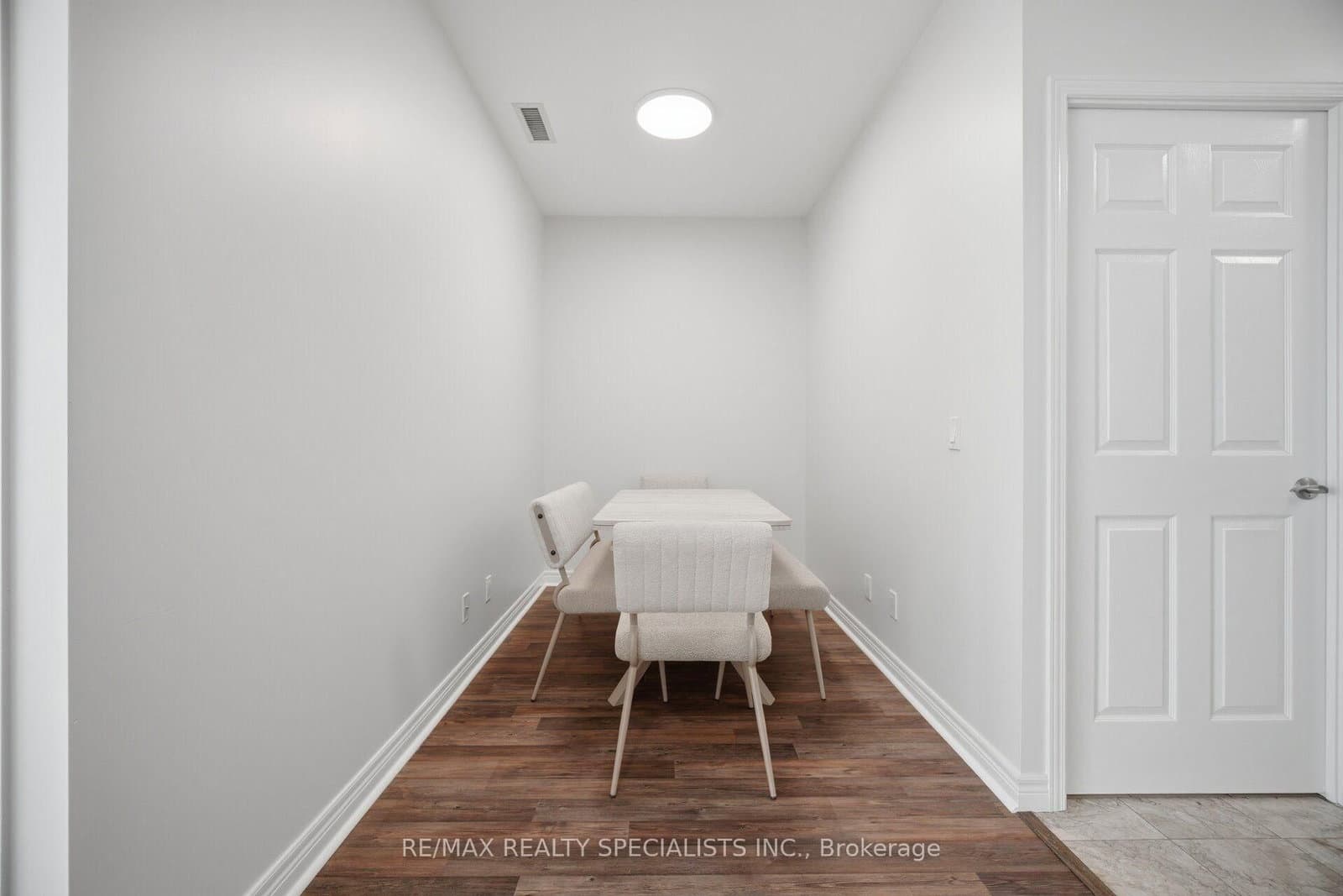 339 Rathburn Road W, Unit PH07 thumbnail 20