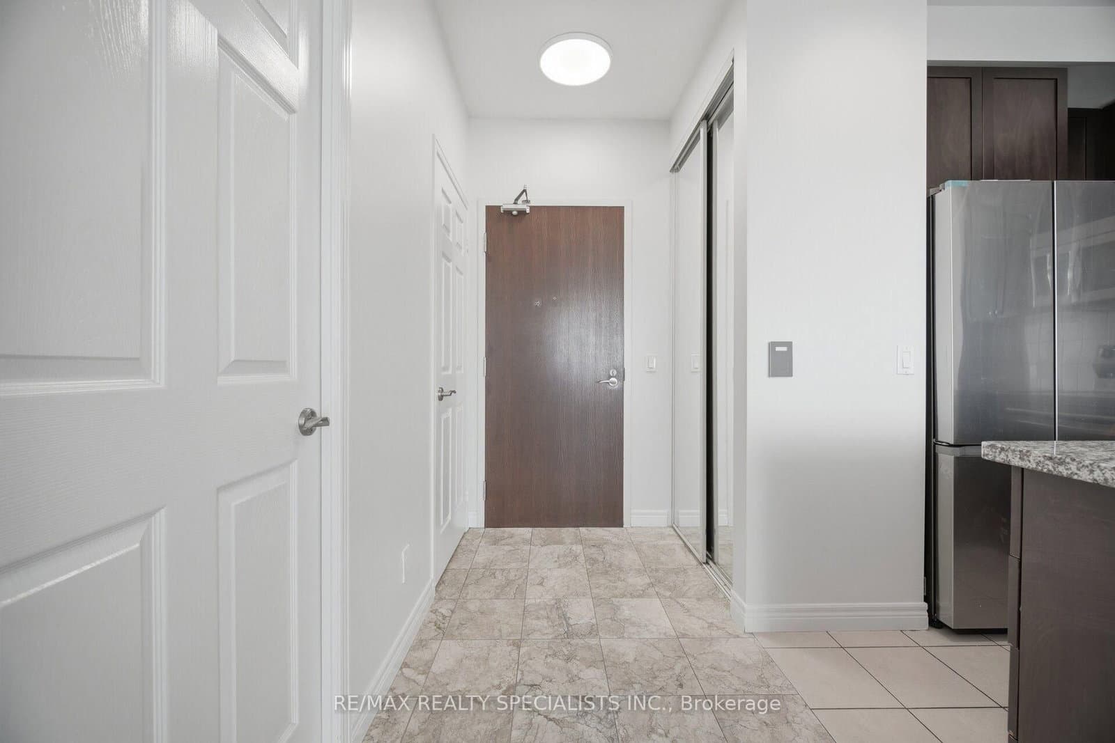339 Rathburn Road W, Unit PH07 thumbnail 5