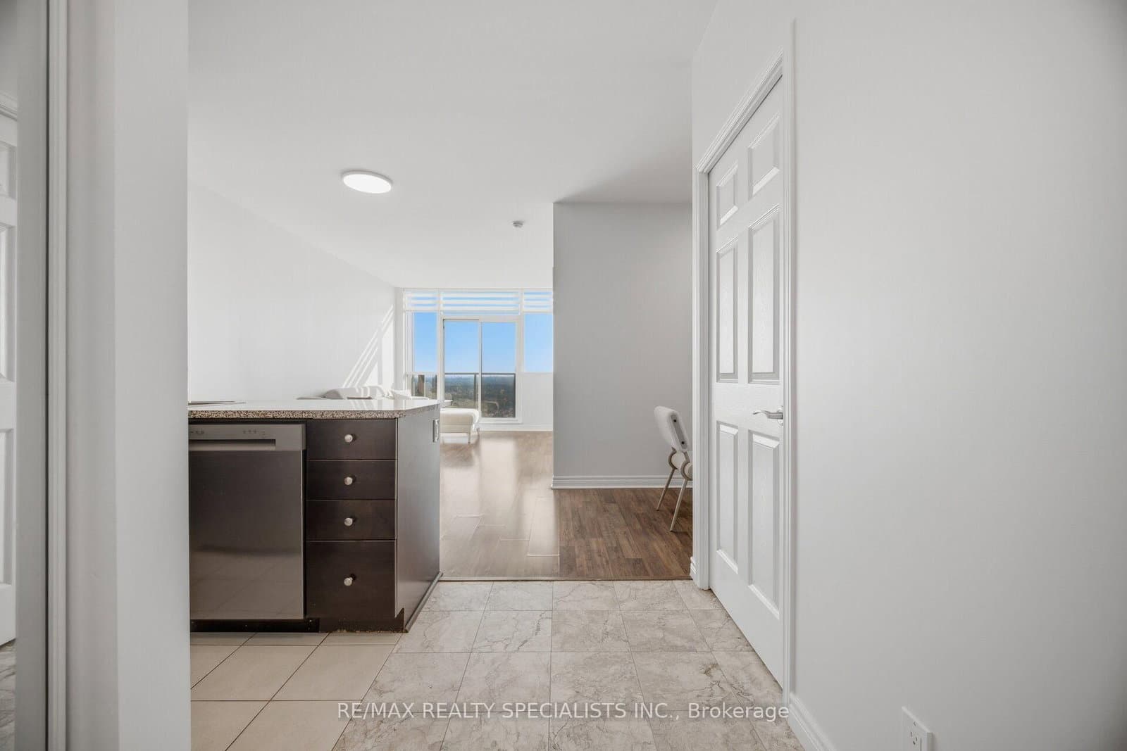 339 Rathburn Road W, Unit PH07 thumbnail 6