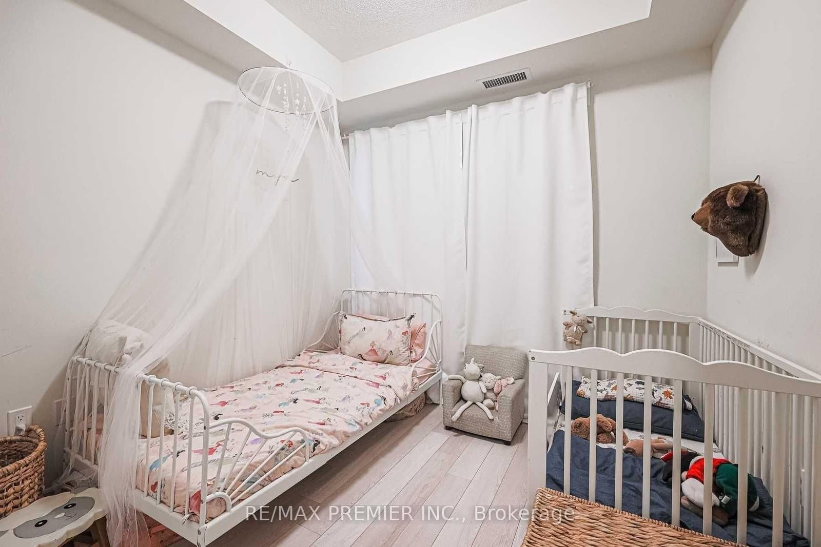 39 Annie Craig Drive, Unit 517 thumbnail 9