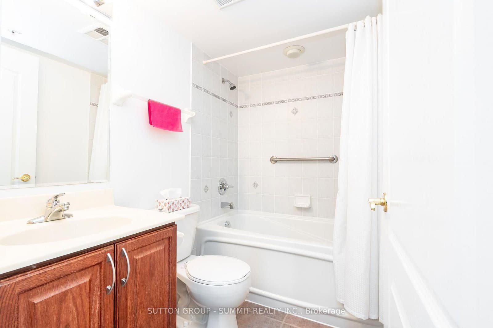 350 PRINCESS ROYAL Drive, Unit 1505 thumbnail 13