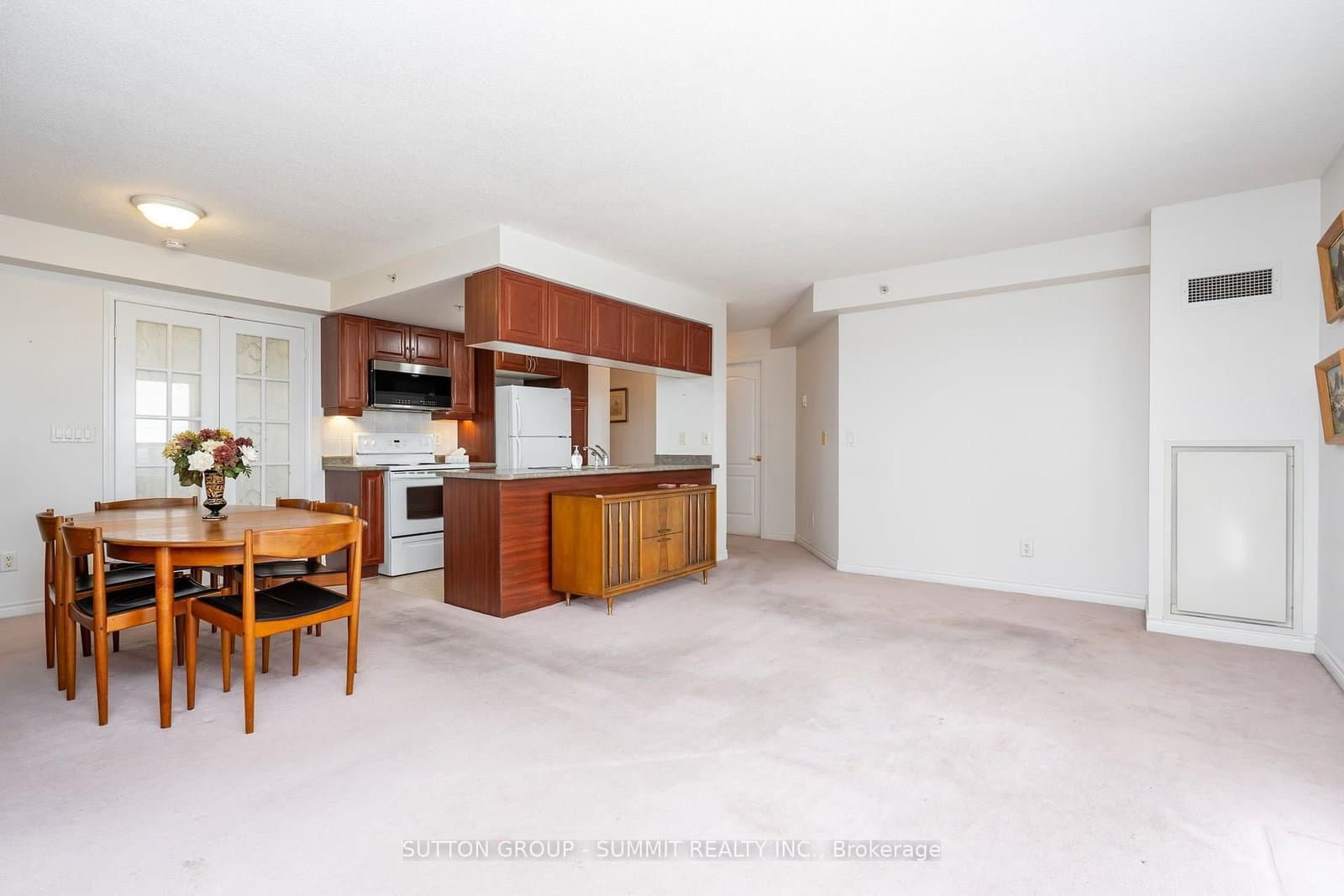 350 PRINCESS ROYAL Drive, Unit 1505 thumbnail 24
