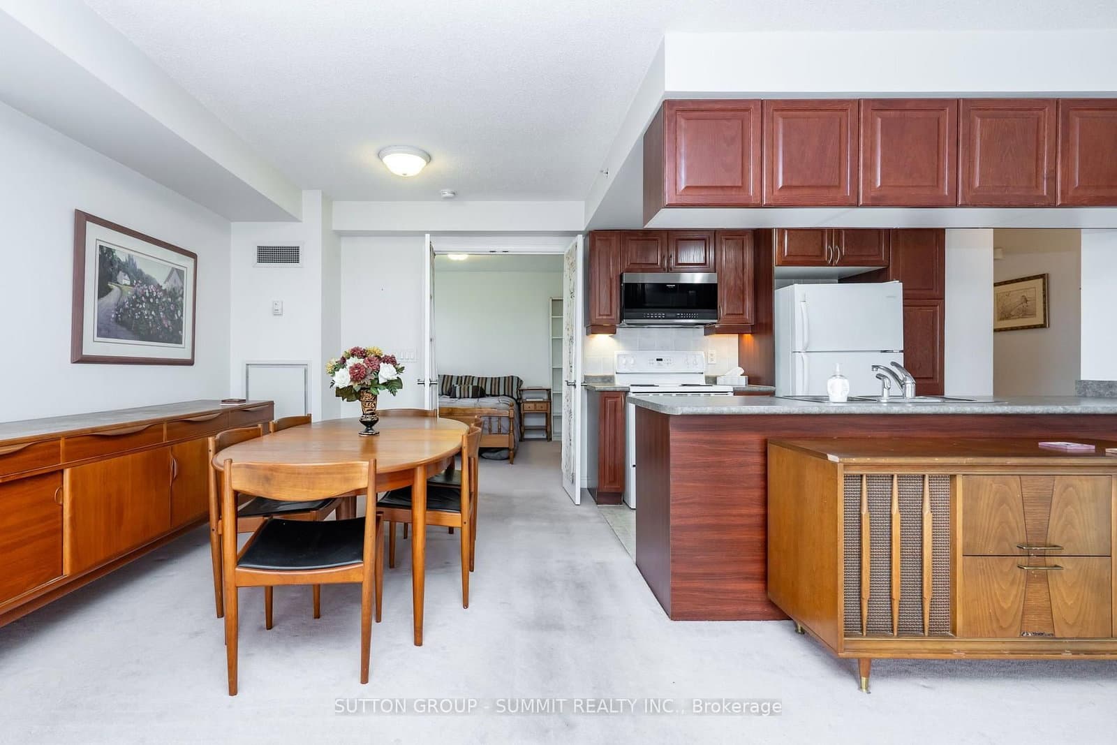 350 PRINCESS ROYAL Drive, Unit 1505 thumbnail 28