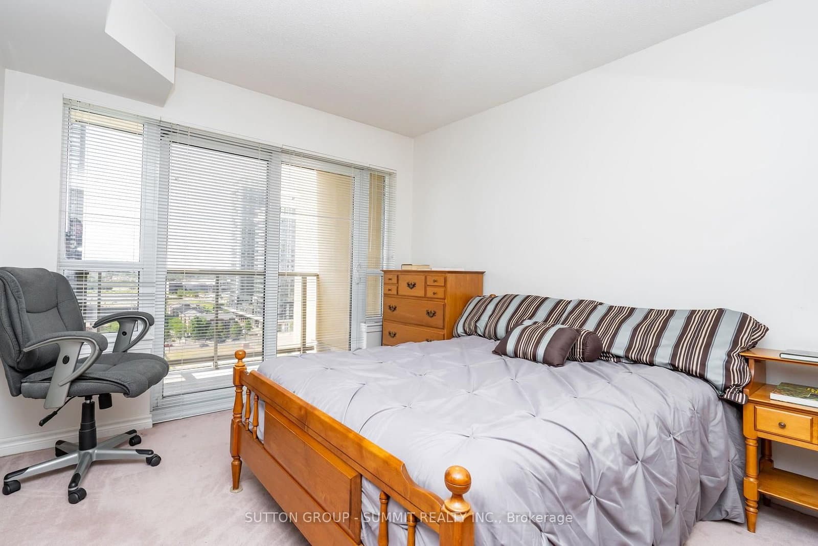 350 PRINCESS ROYAL Drive, Unit 1505 thumbnail 30