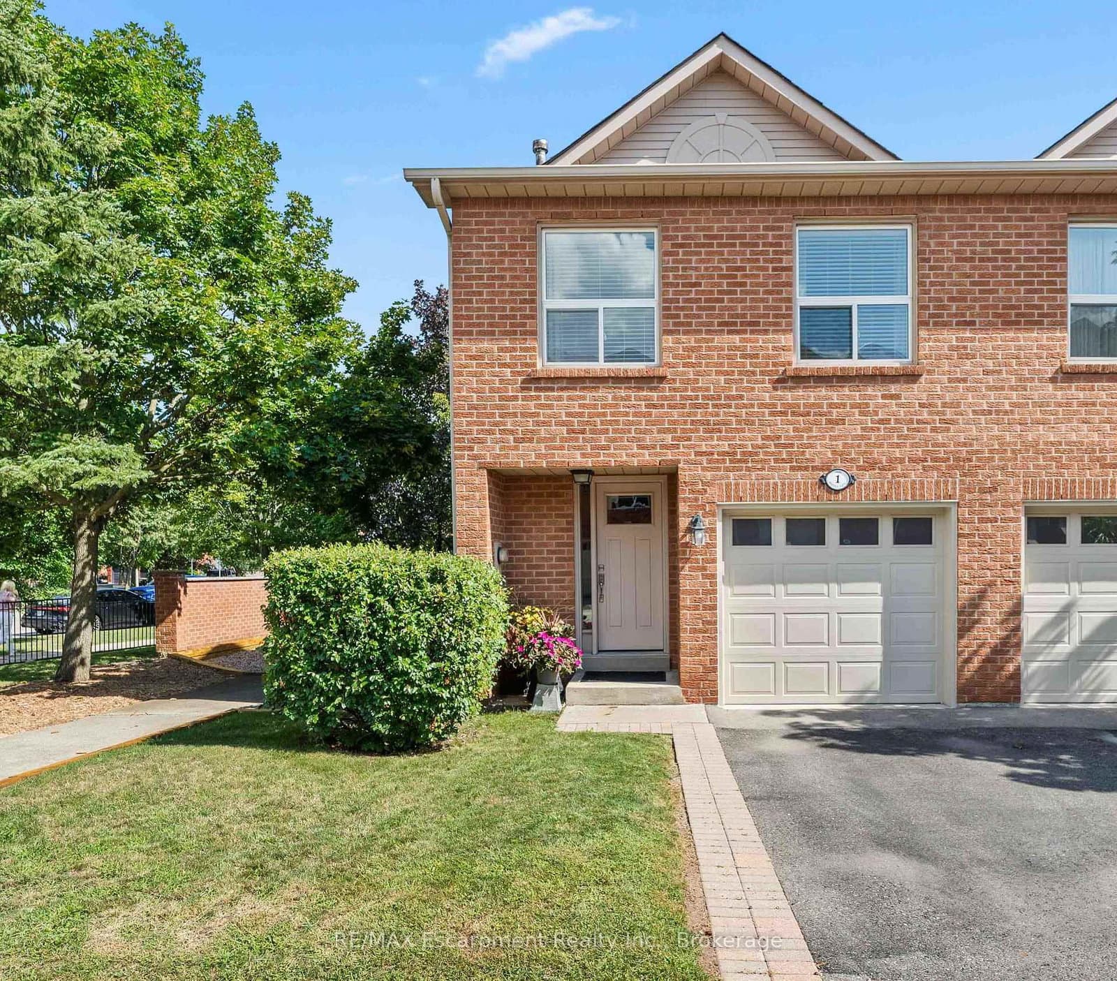 1500 Reeves Gate, Unit 1 - Image 1