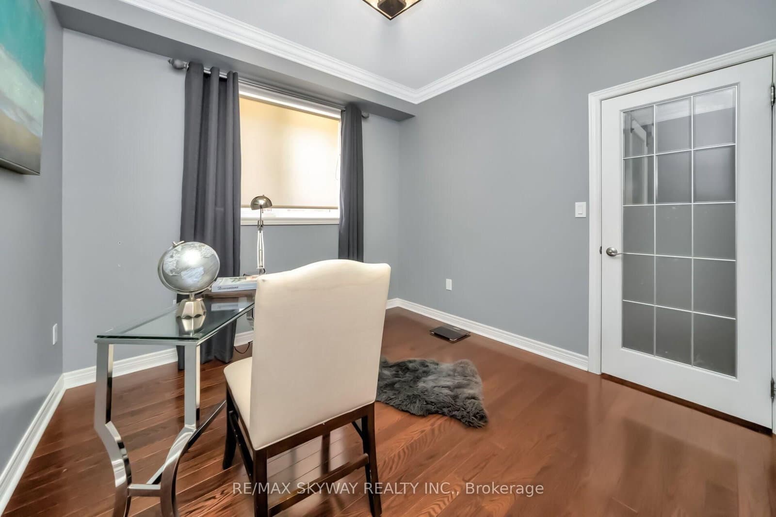 51 Learmont Avenue thumbnail 21