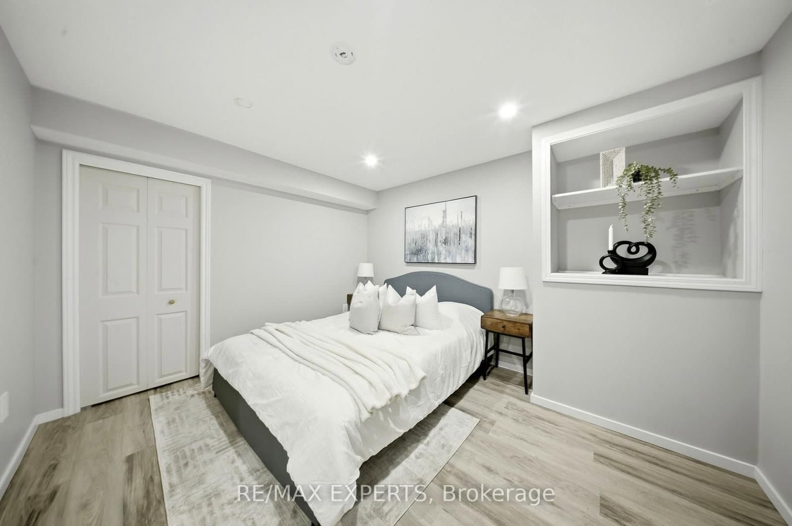 5910 Greensboro Drive, Unit 113 thumbnail 28