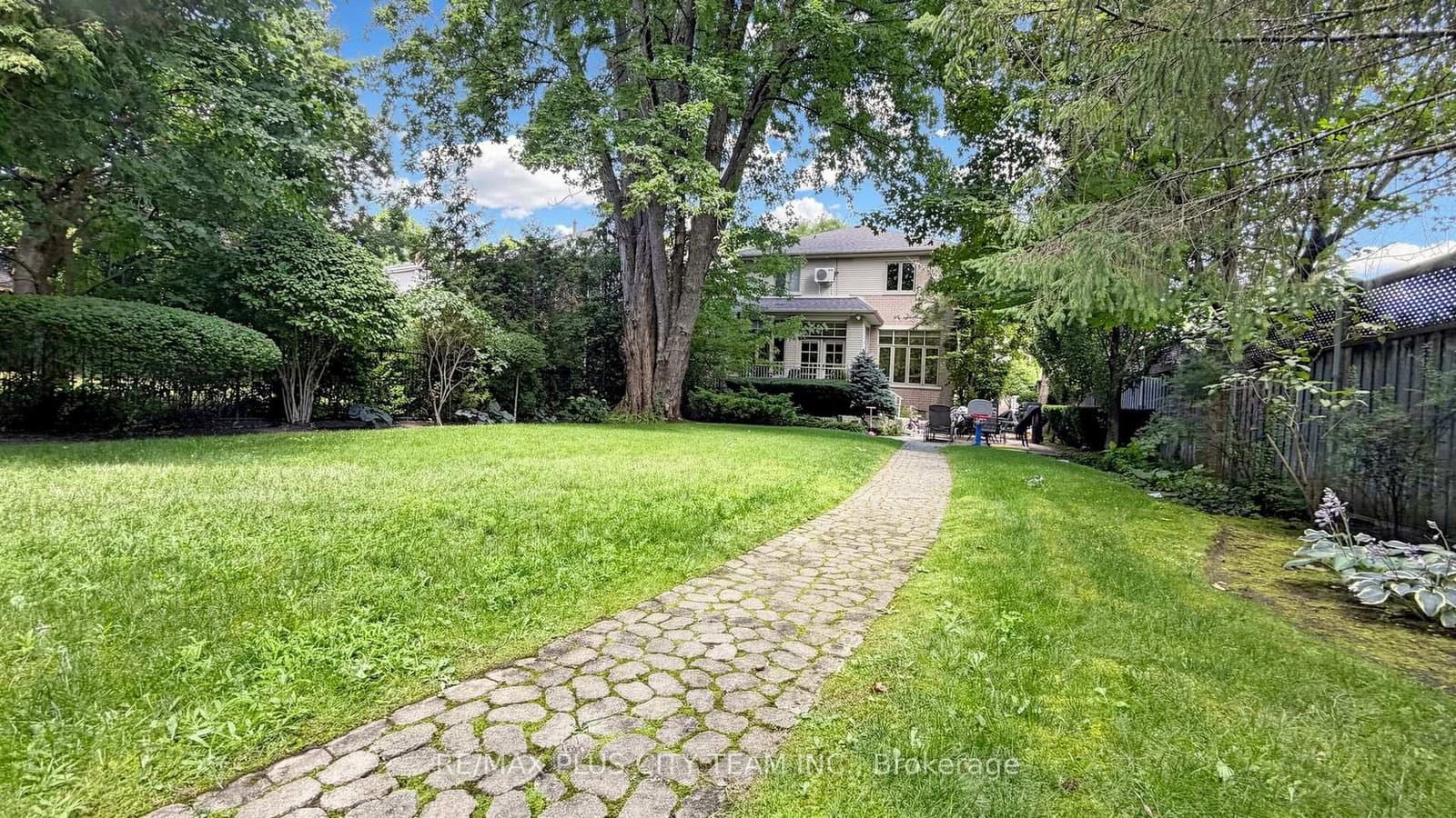 50 Bonnyview Drive thumbnail 43
