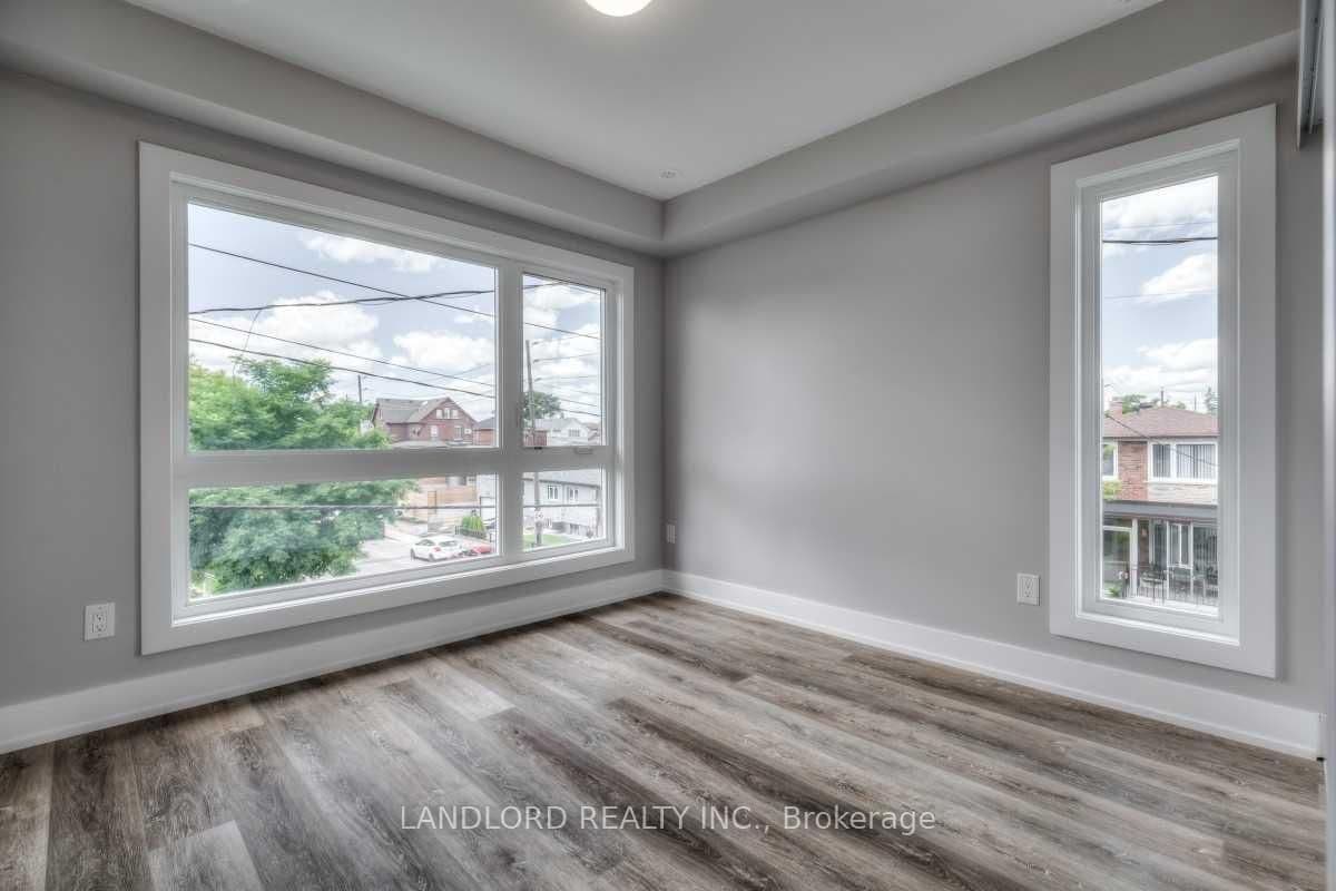 53 Rockcliffe Boulevard, Unit 3 thumbnail 9