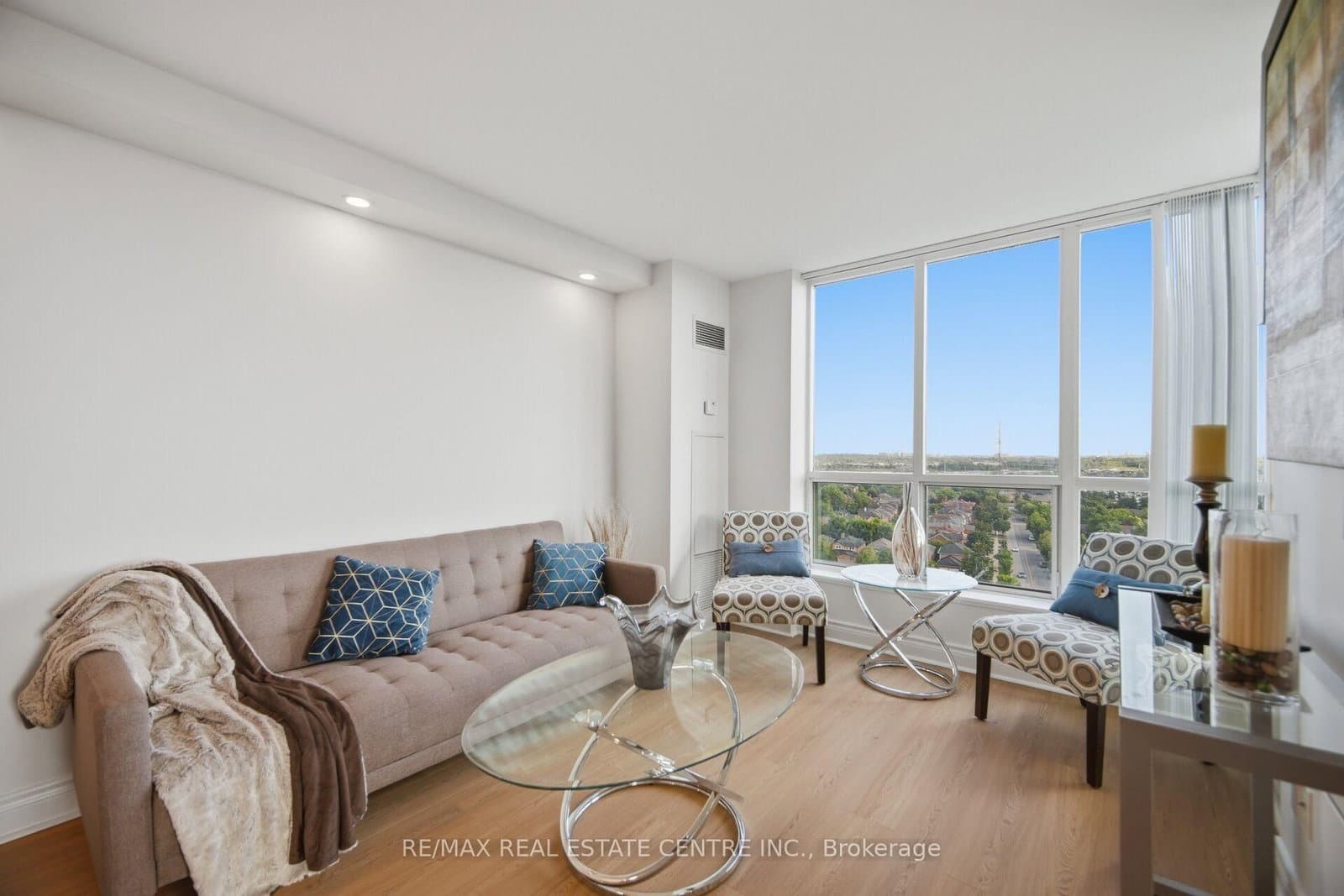 4879 Kimbermount Avenue, Unit 1509 thumbnail 10