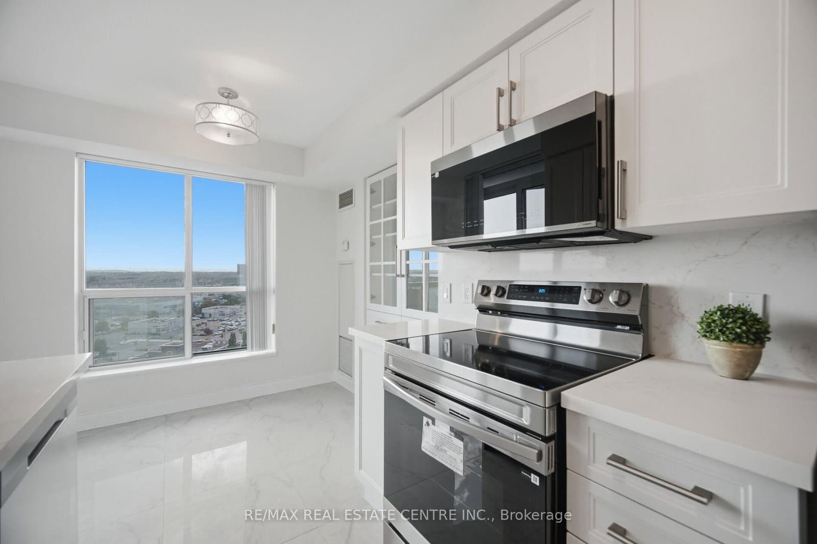 4879 Kimbermount Avenue, Unit 1509 thumbnail 14