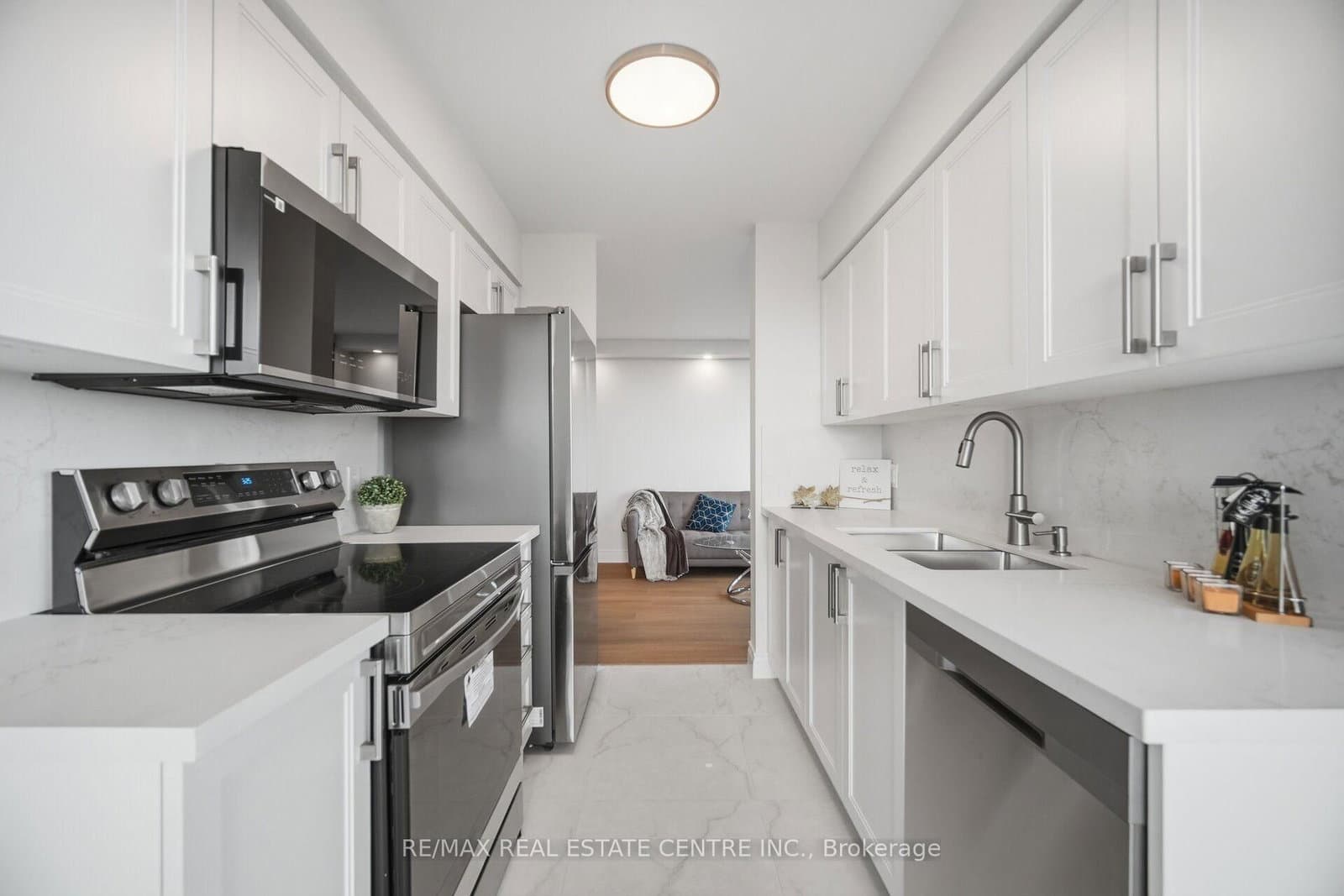 4879 Kimbermount Avenue, Unit 1509 thumbnail 15
