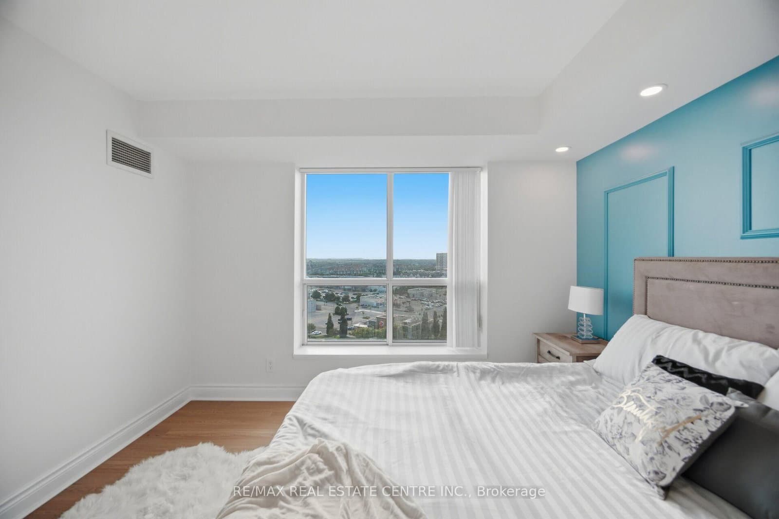 4879 Kimbermount Avenue, Unit 1509 thumbnail 21