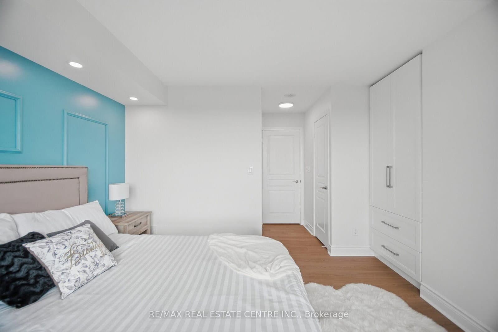 4879 Kimbermount Avenue, Unit 1509 thumbnail 22