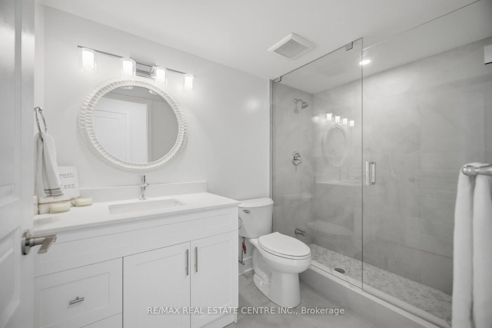 4879 Kimbermount Avenue, Unit 1509 thumbnail 23