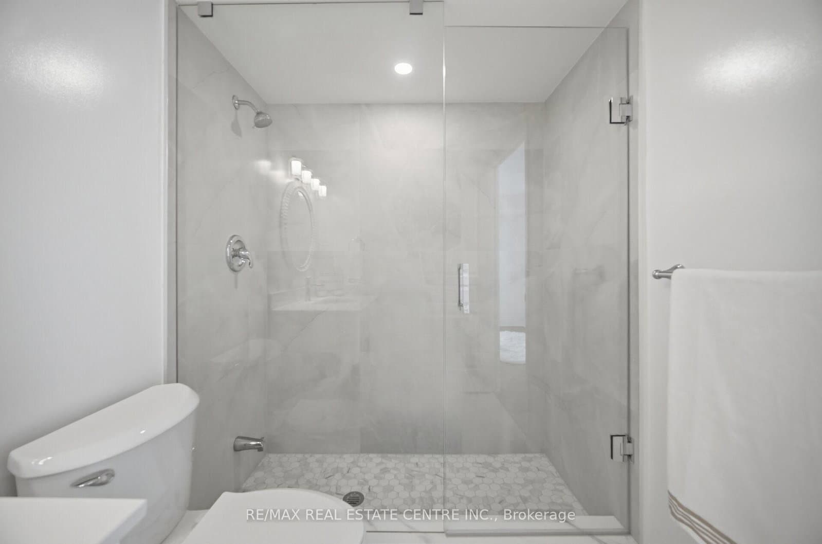 4879 Kimbermount Avenue, Unit 1509 thumbnail 24