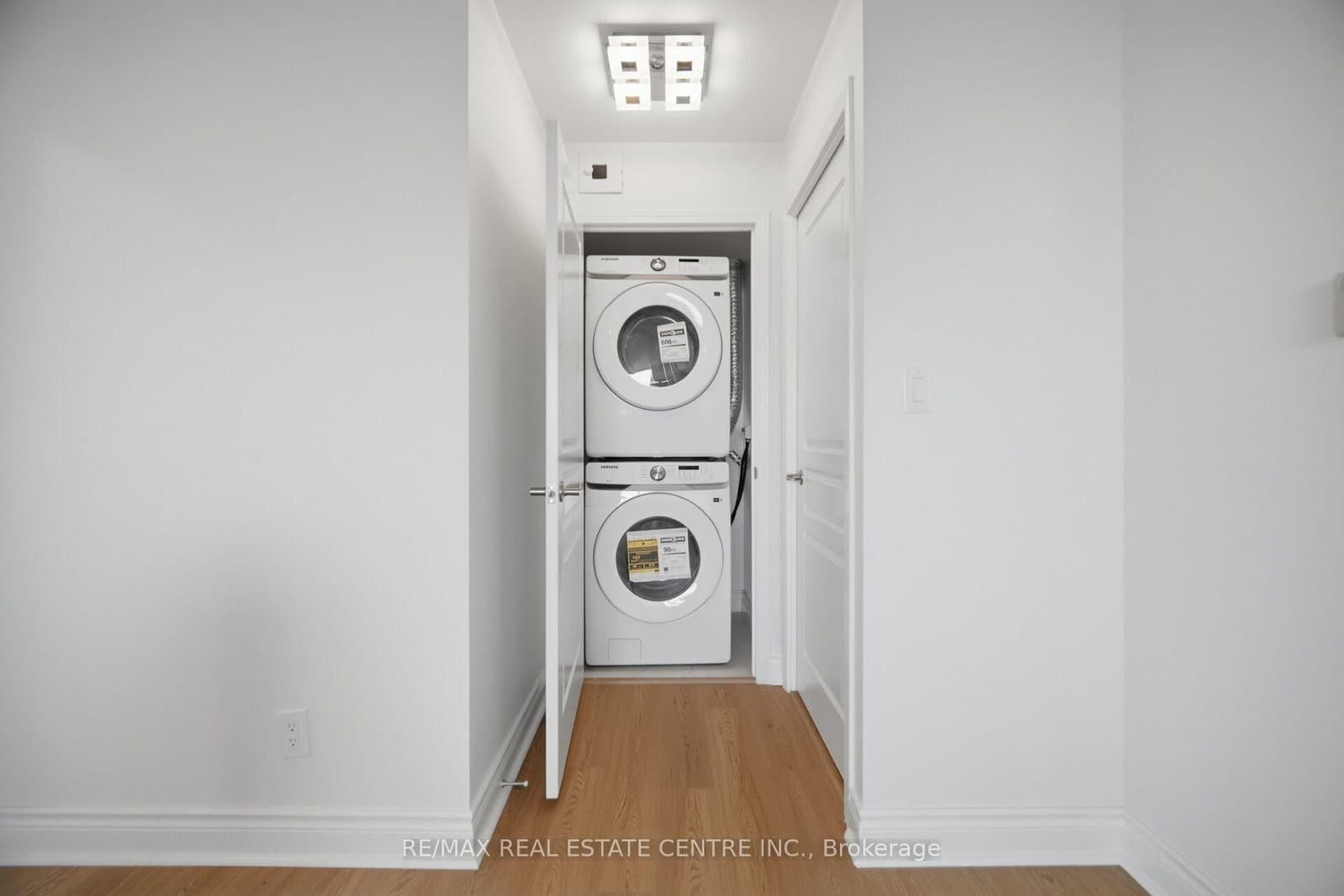 4879 Kimbermount Avenue, Unit 1509 thumbnail 29