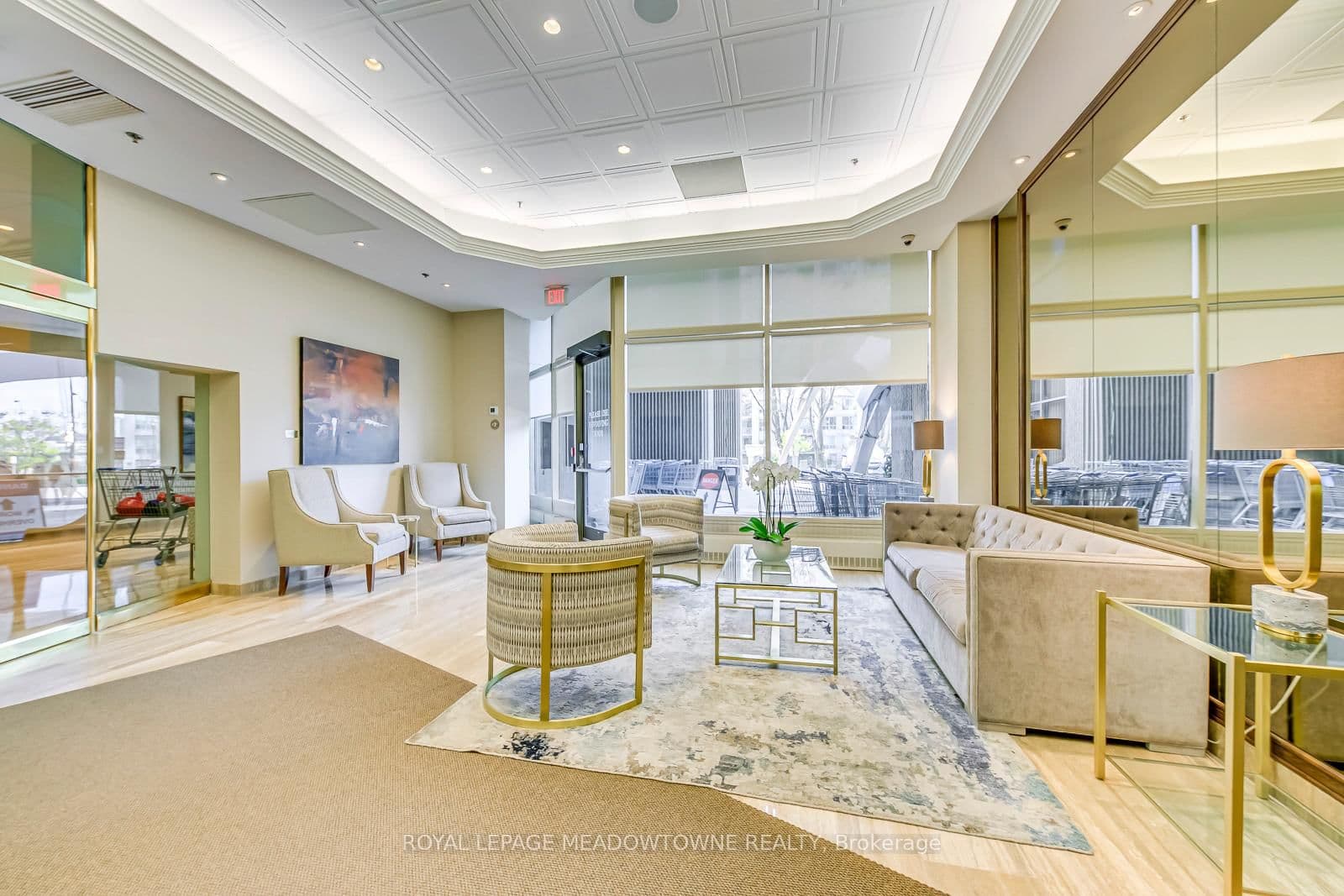 2045 Lakeshore Boulevard W, Unit 2011 thumbnail 19