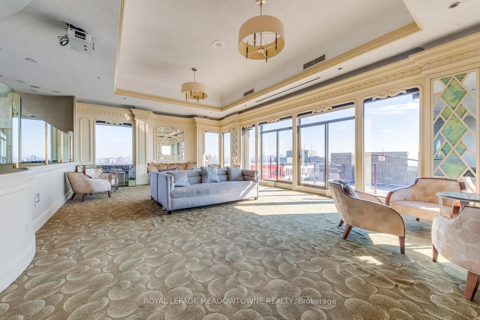 2045 Lakeshore Boulevard W, Unit 2011 thumbnail 21