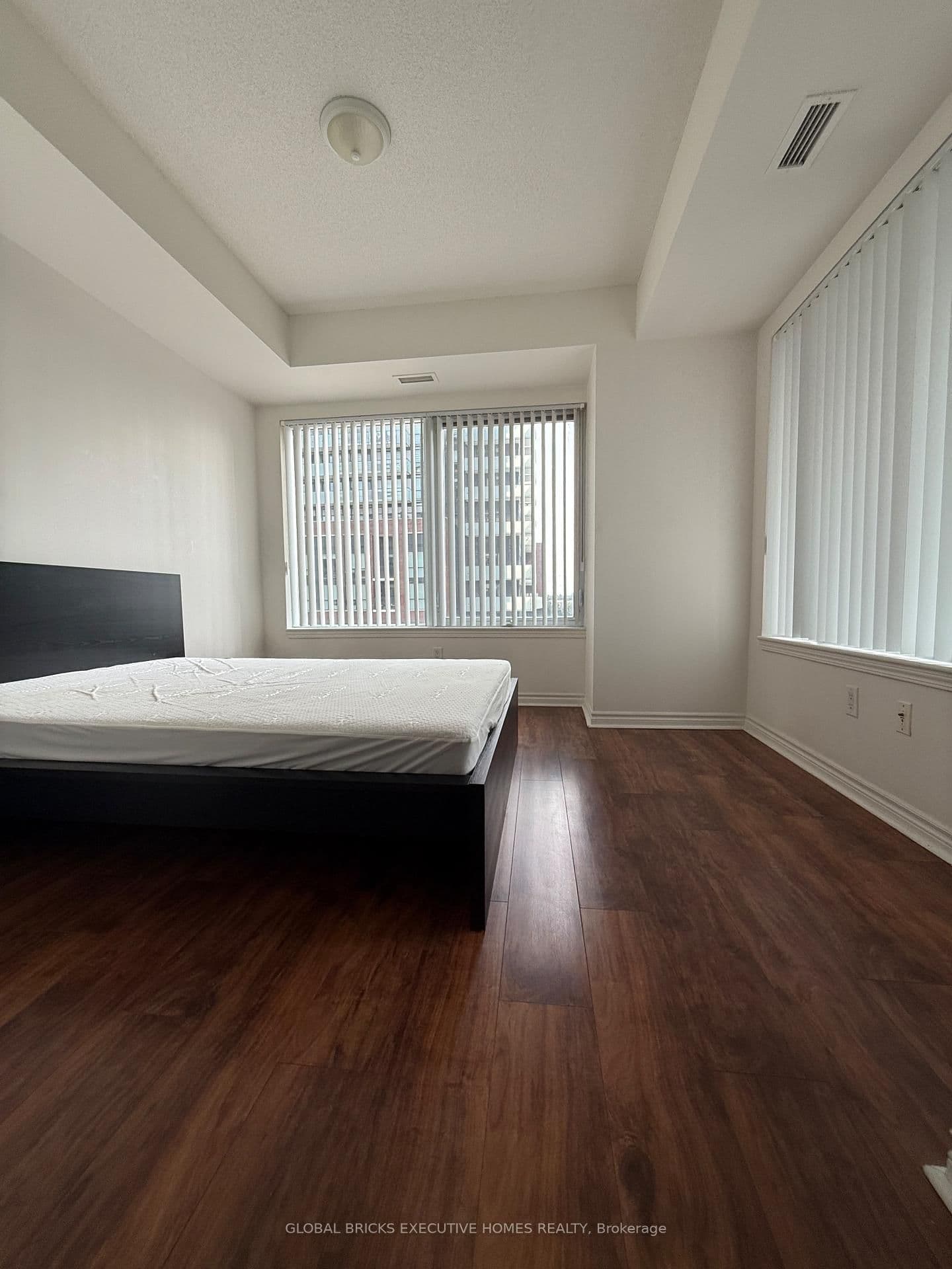 385 Prince Of Wales Drive, Unit 423 thumbnail 10