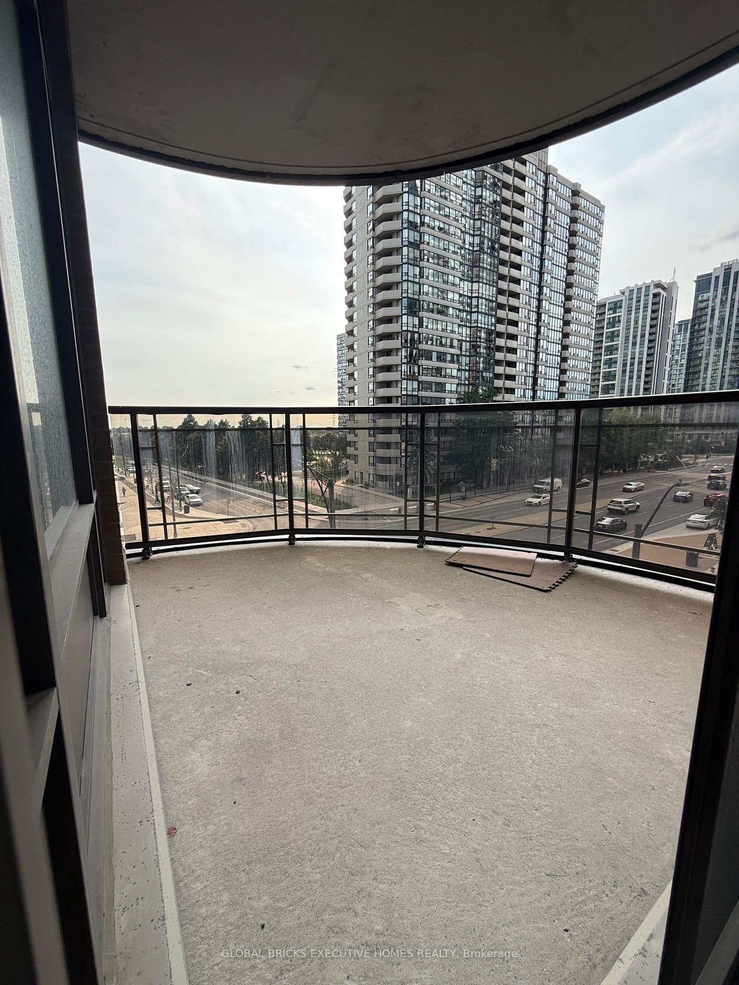 385 Prince Of Wales Drive, Unit 423 thumbnail 13