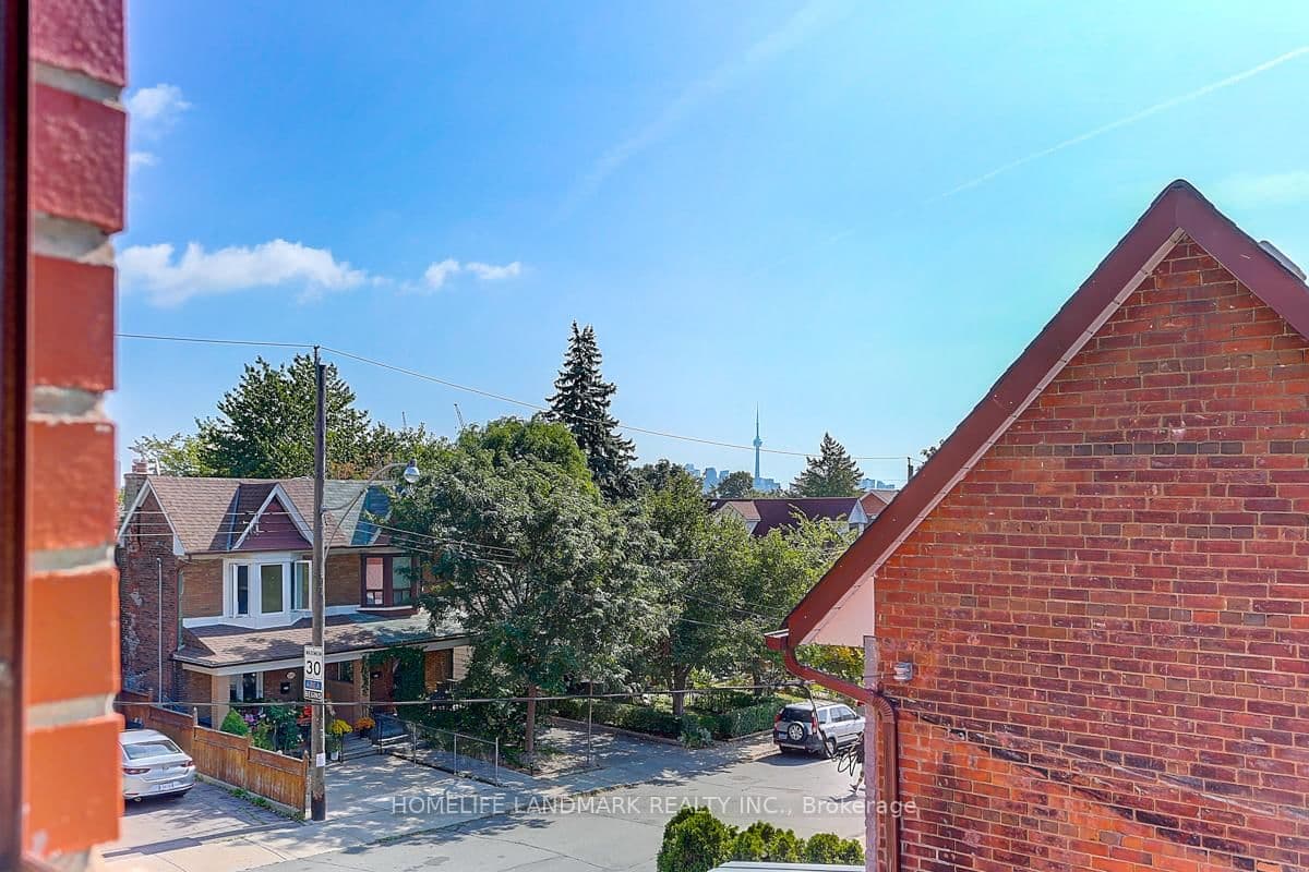 1281 Davenport Road thumbnail 11