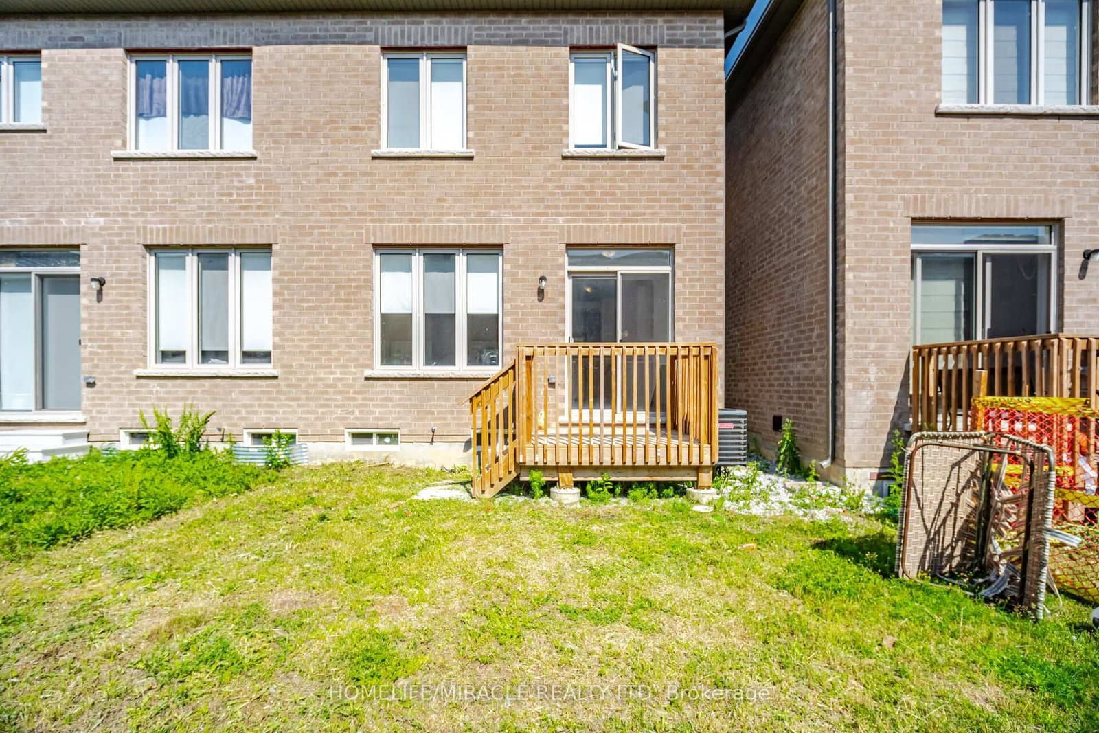 19 Donald Ficht Crescent thumbnail 43