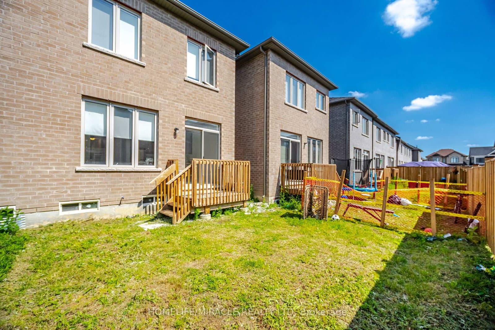 19 Donald Ficht Crescent thumbnail 44