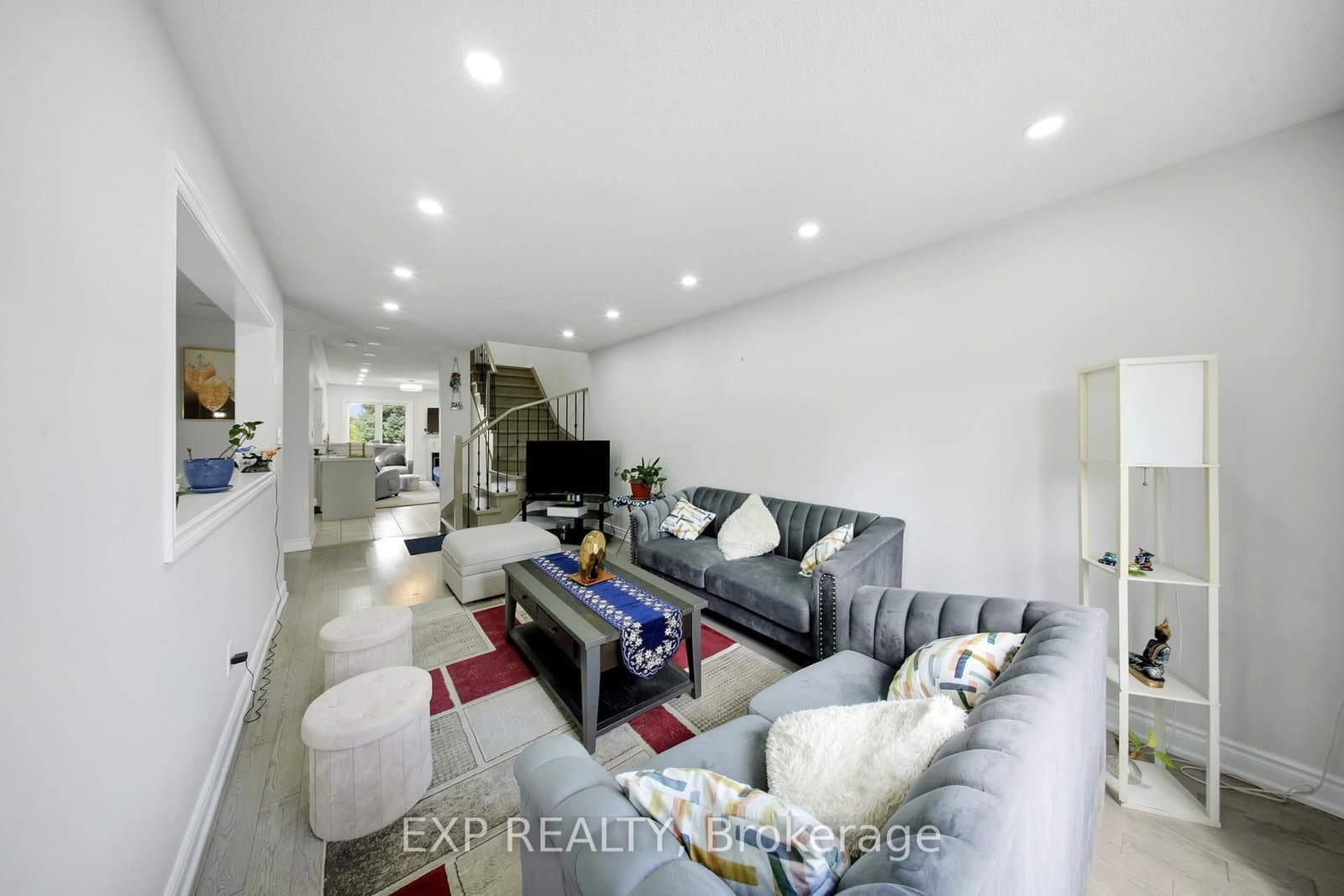 1575 South Parade Court, Unit 19 thumbnail 11