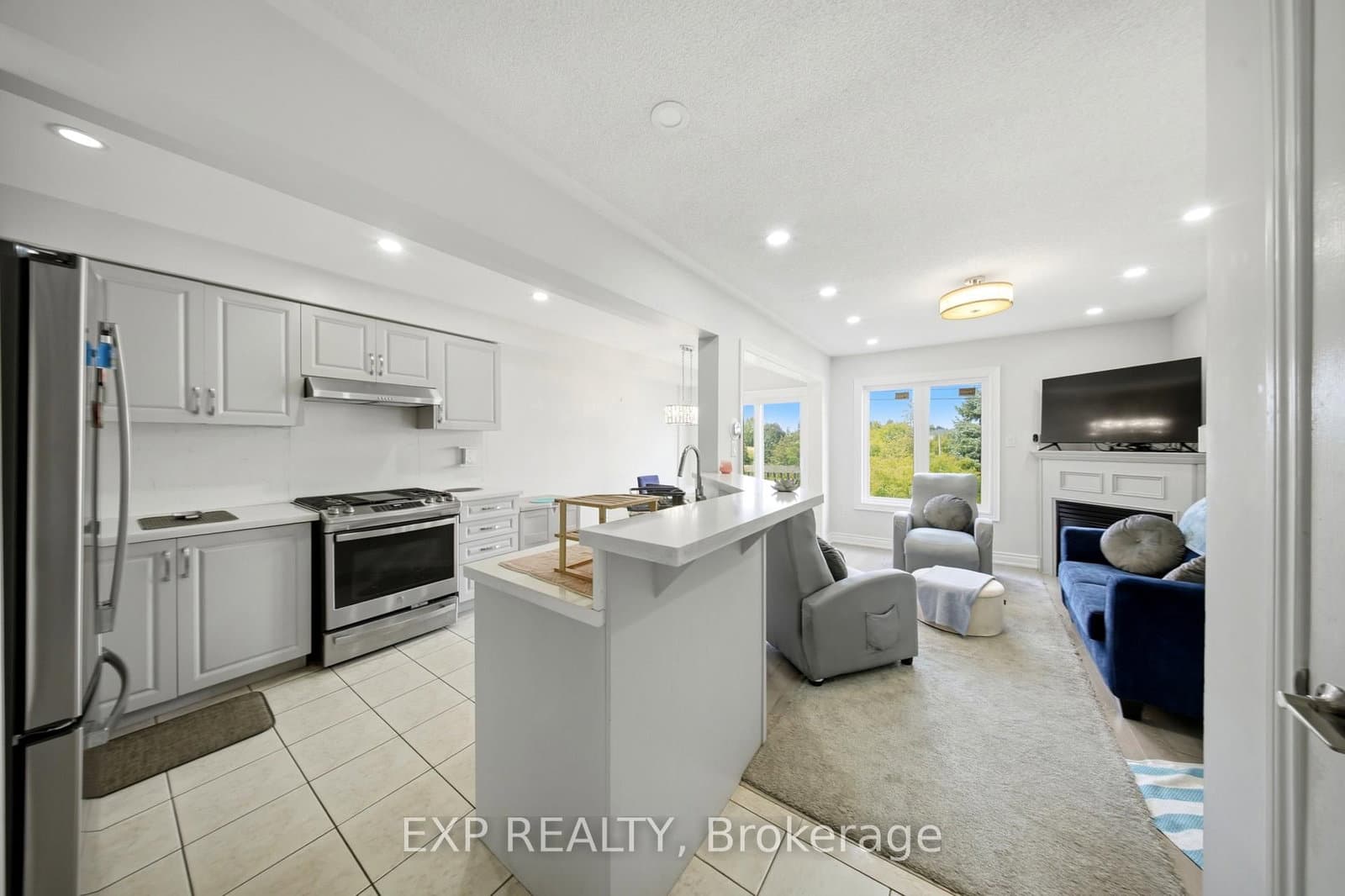 1575 South Parade Court, Unit 19 thumbnail 15