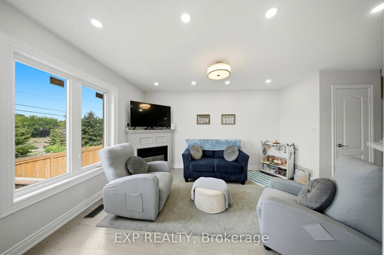 1575 South Parade Court, Unit 19 thumbnail 18