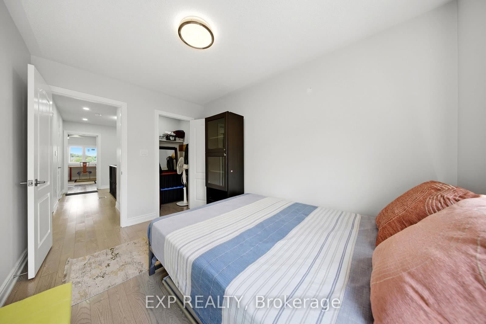 1575 South Parade Court, Unit 19 thumbnail 35