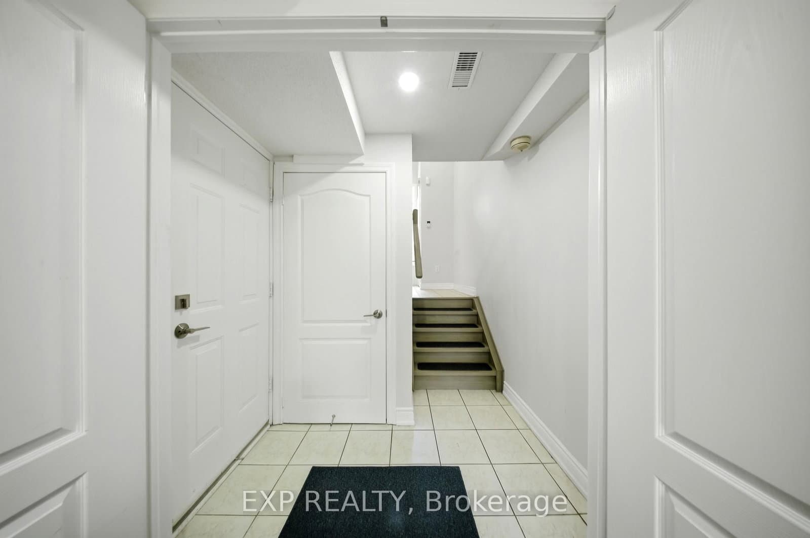 1575 South Parade Court, Unit 19 thumbnail 40