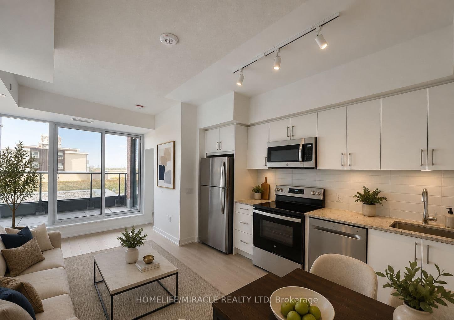 4010 Eglinton Avenue W, Unit 1420 thumbnail 3