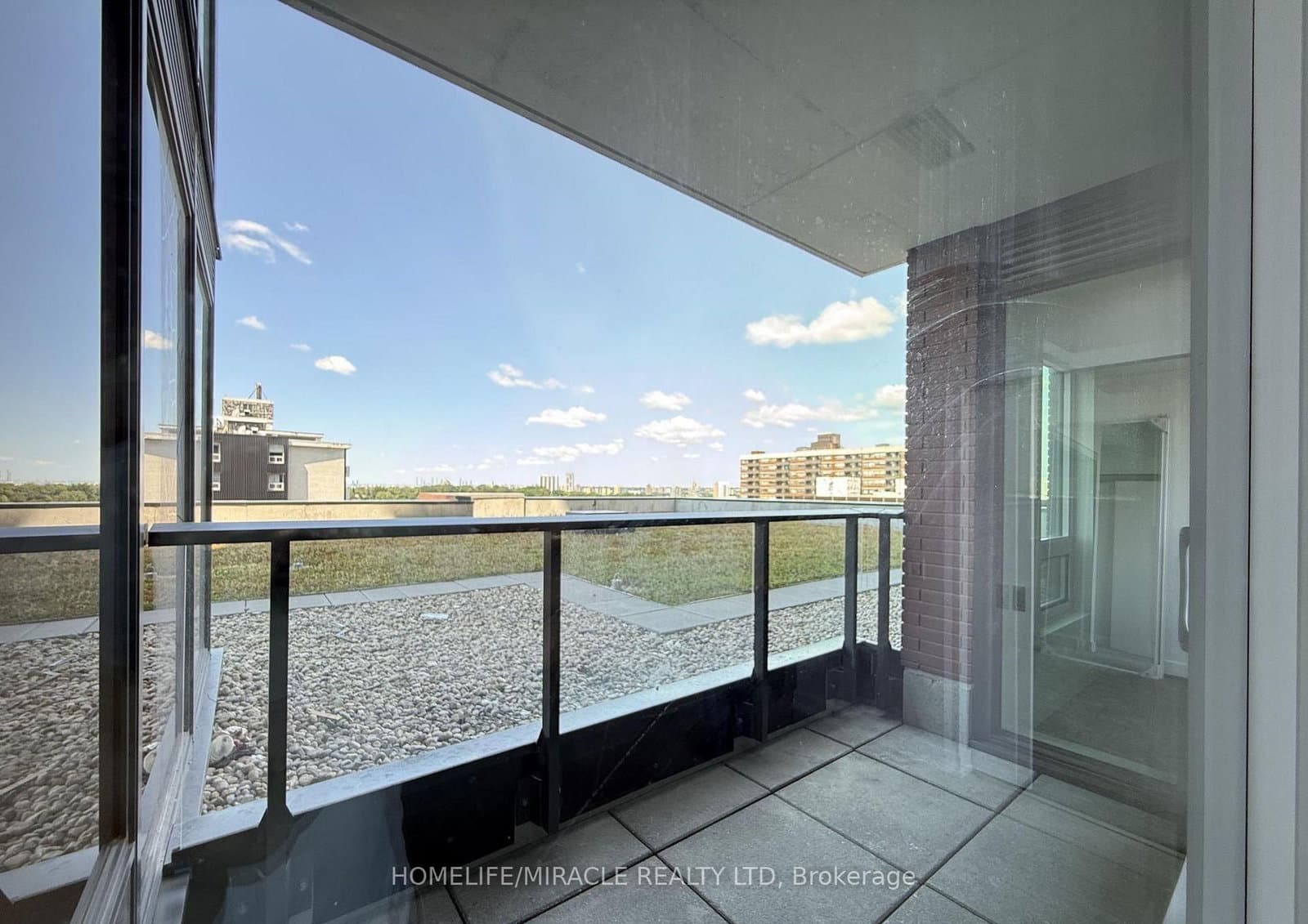 4010 Eglinton Avenue W, Unit 1420 thumbnail 7