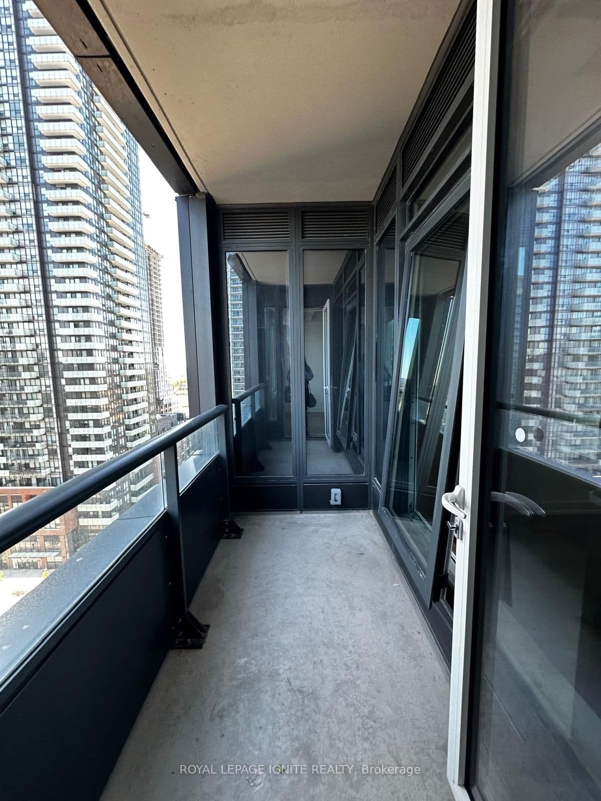 395 Square One Drive, Unit 1307 thumbnail 12