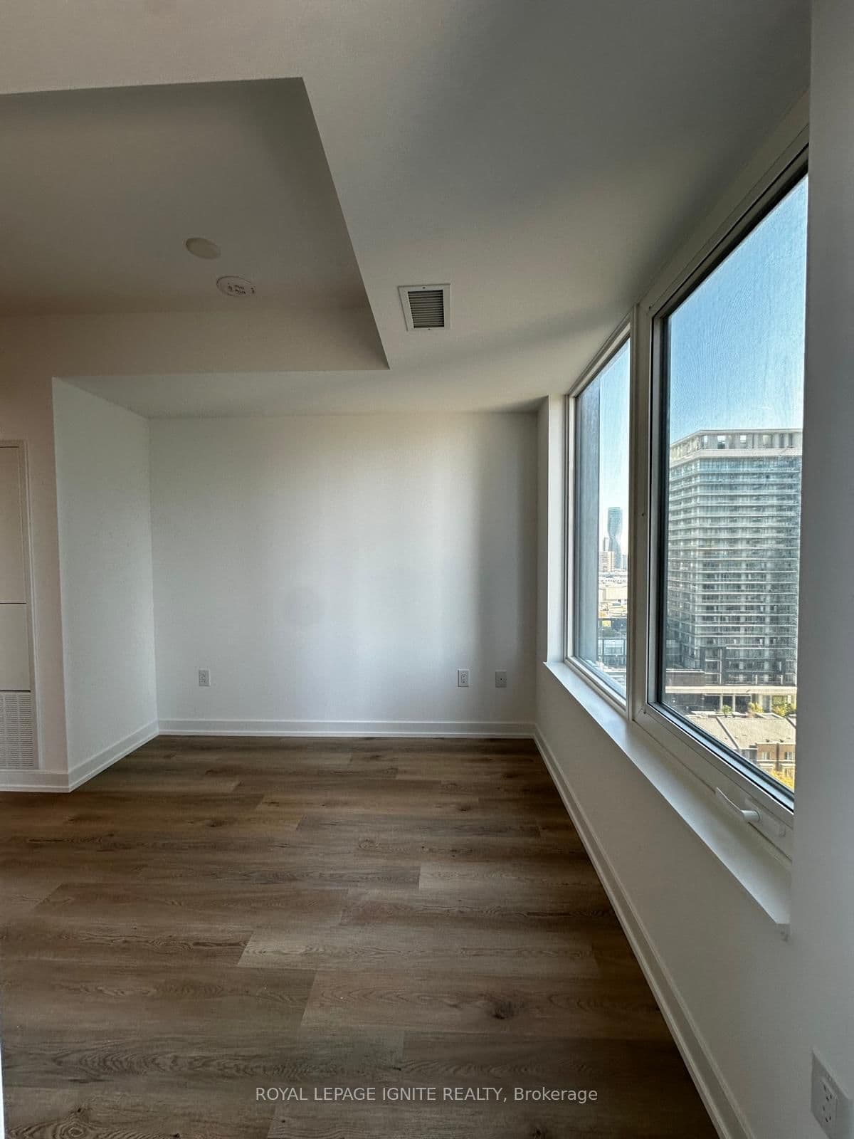 395 Square One Drive, Unit 1307 thumbnail 14