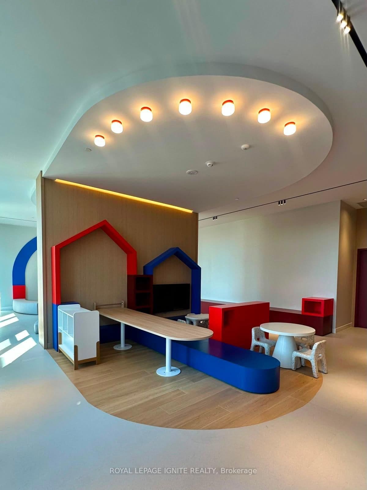 395 Square One Drive, Unit 1307 thumbnail 27