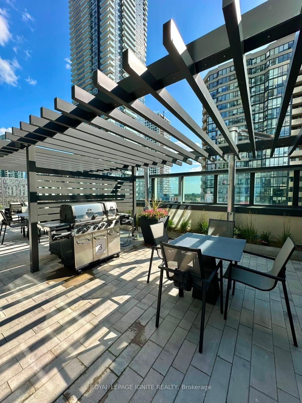 395 Square One Drive, Unit 1307 thumbnail 33